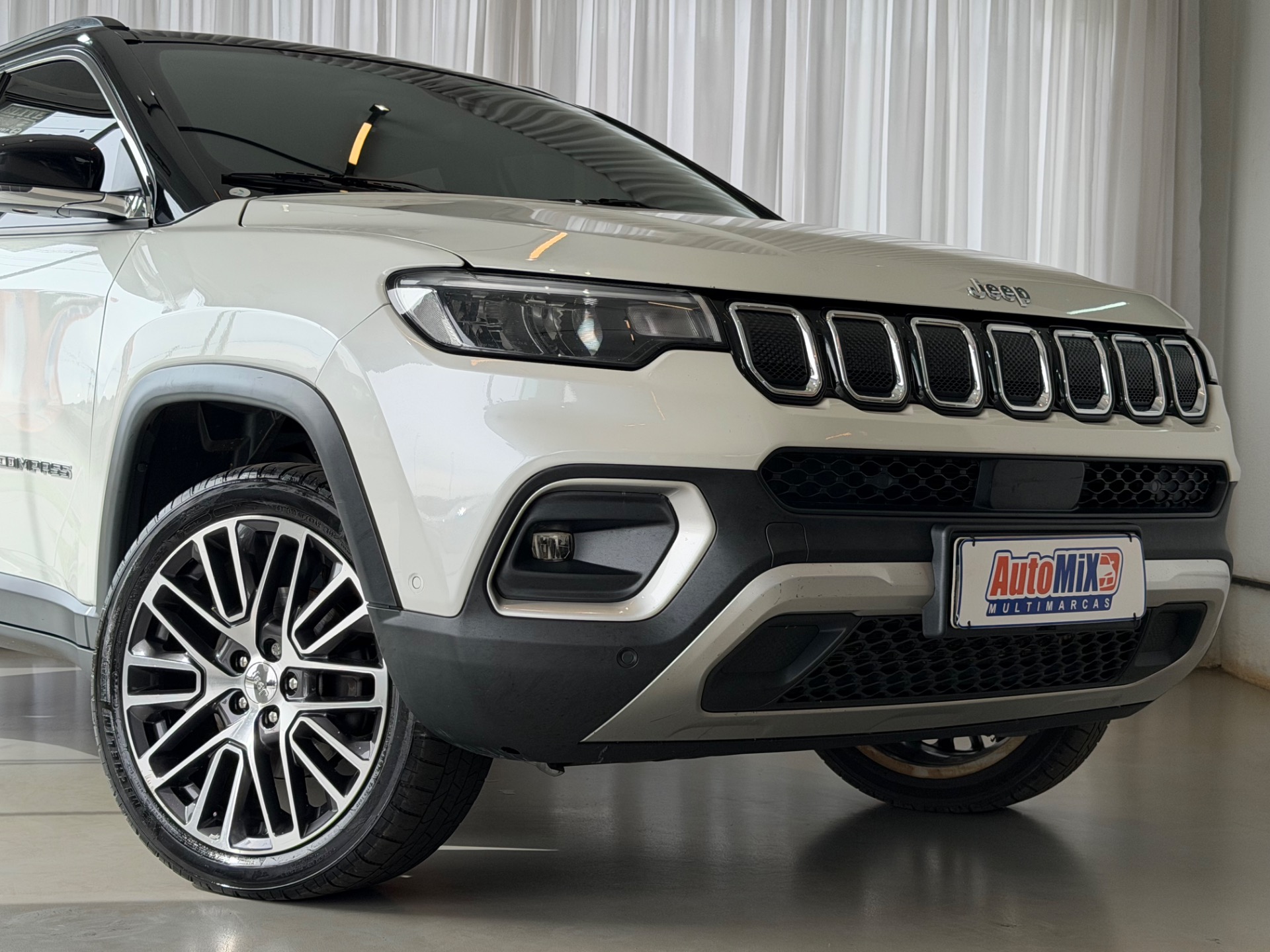 Jeep Compass Limited Td 350 2.0 4X4 Die. Aut. - foto 9