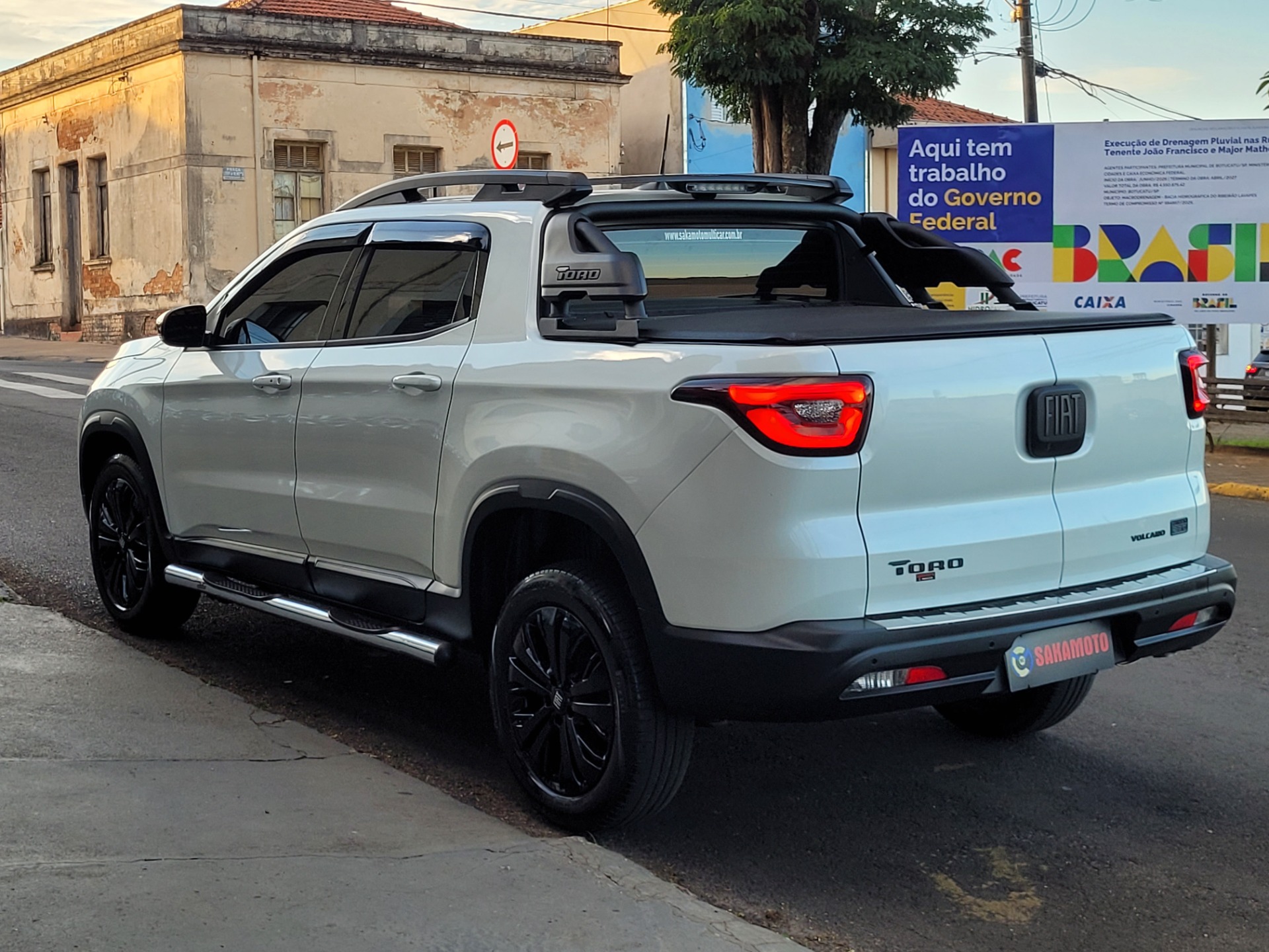 Fiat Toro Volcano 1.3 T270 4X2 Flex Aut. - foto 3