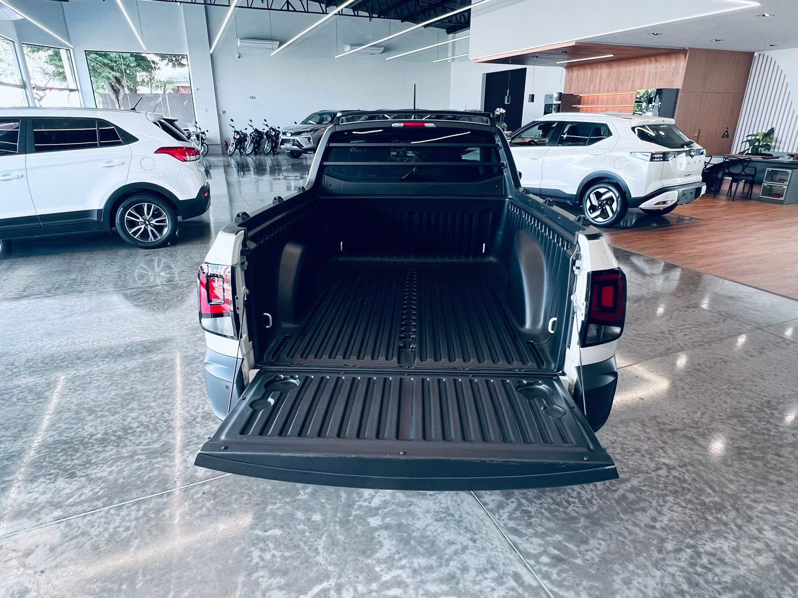 Volkswagen Saveiro Robust 1.6 Total Flex 16V - foto 11
