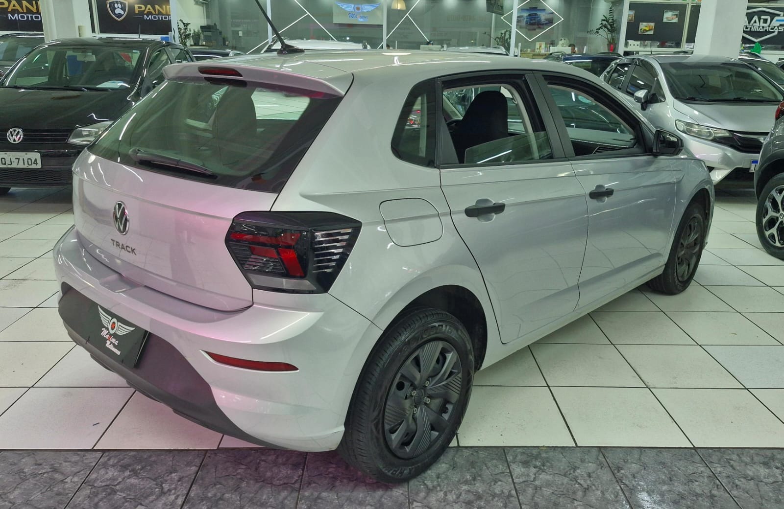Volkswagen Polo Track 1.0 Flex 12V 5P - foto 2