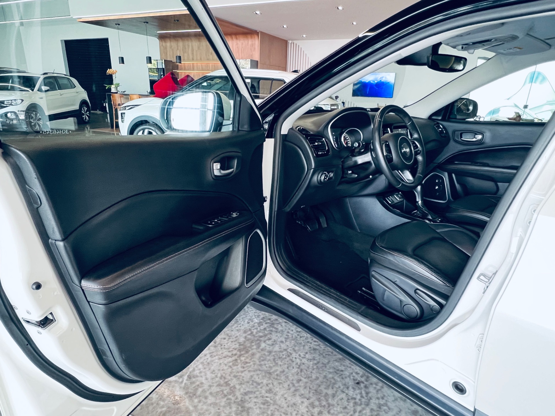 Jeep Compass Limited 2.0 4X2 Flex 16V Aut. - foto 10