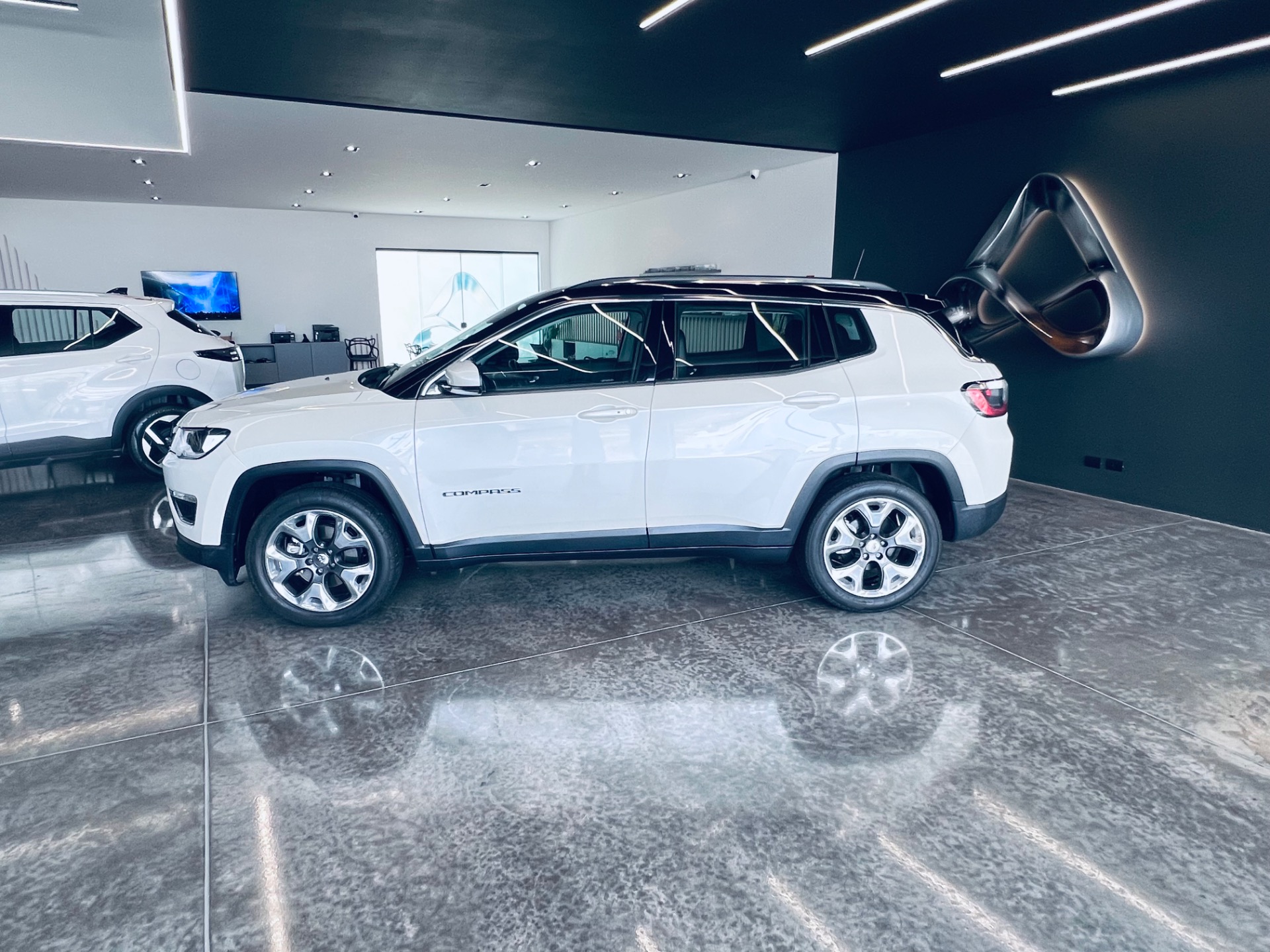 Jeep Compass Limited 2.0 4X2 Flex 16V Aut. - foto 8
