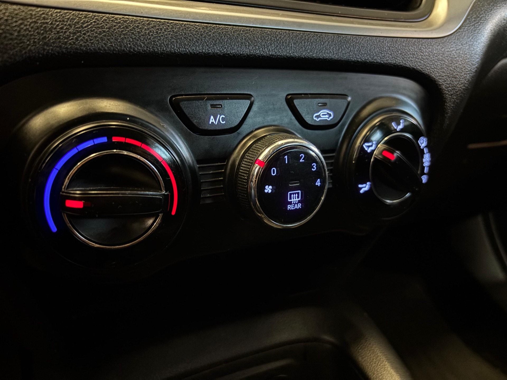 Hyundai HB20 Evolution 1.0 Flex 12V Mec. - foto 9