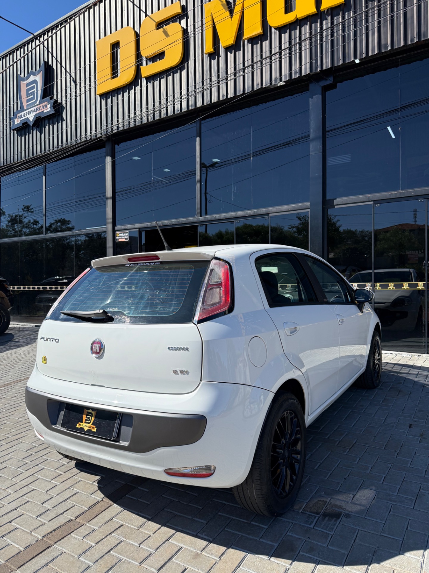 Fiat Punto Essence 1.6 Flex 16V 5P - foto 9