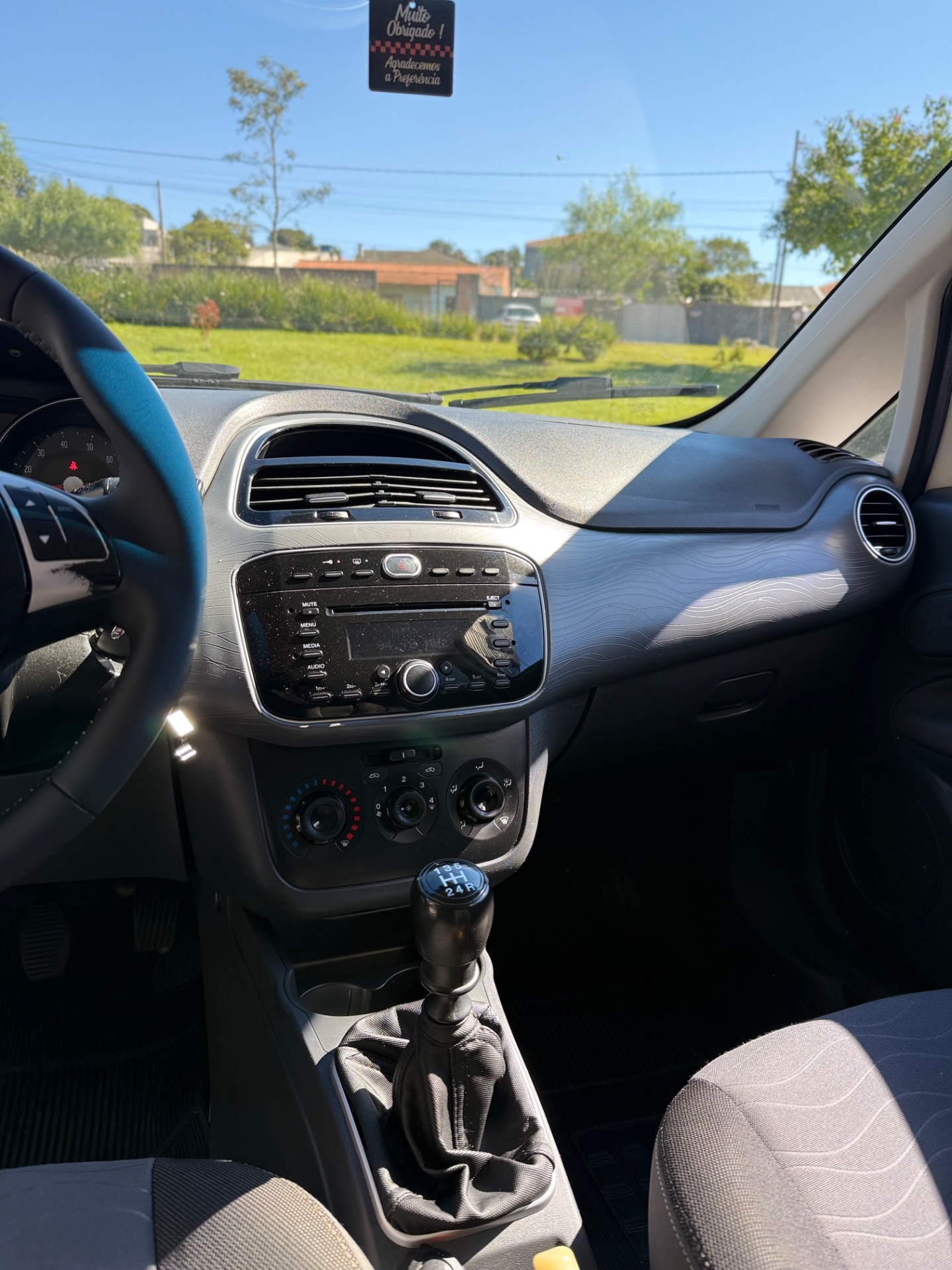 Fiat Punto Essence 1.6 Flex 16V 5P - foto 4