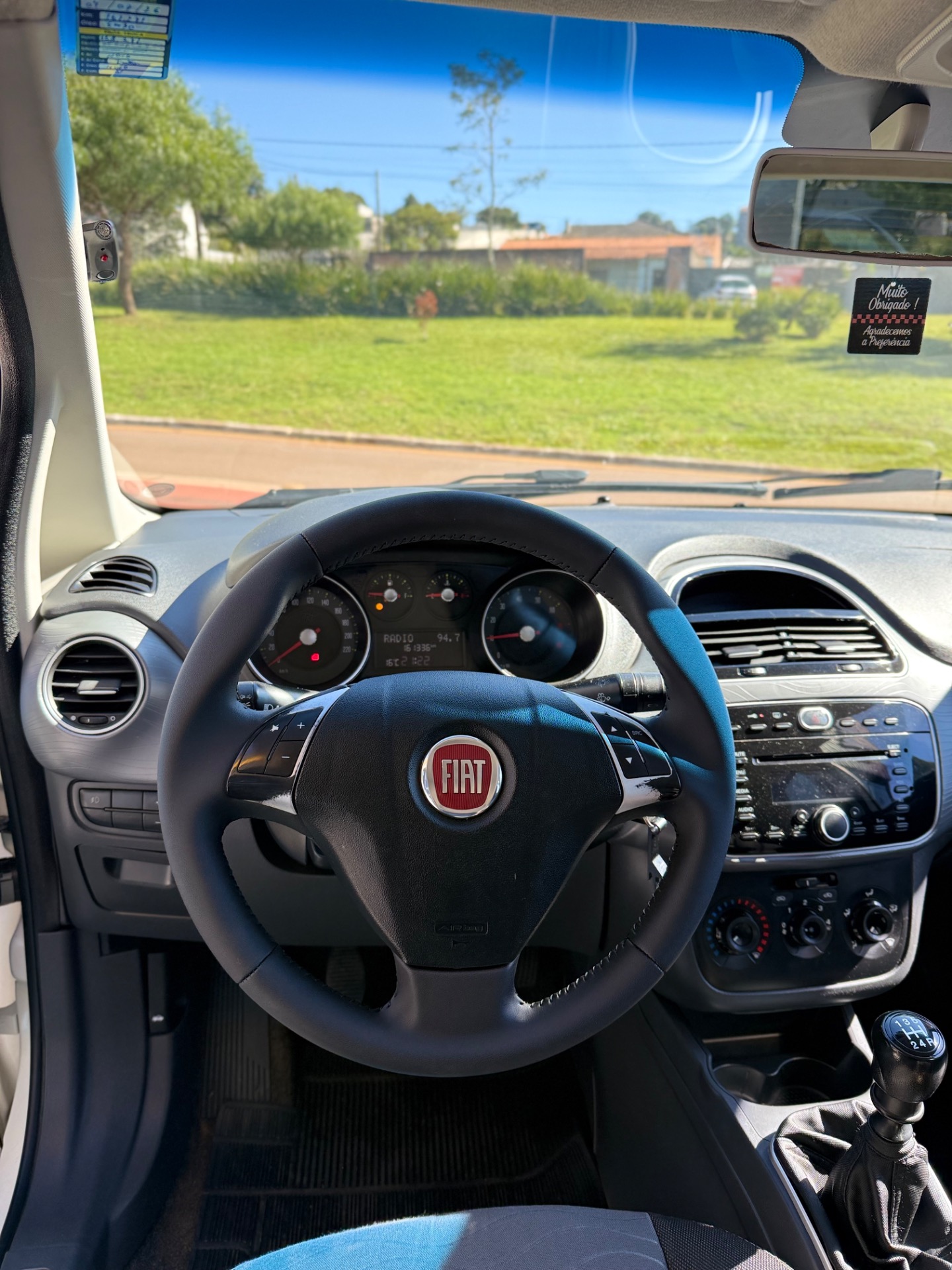 Fiat Punto Essence 1.6 Flex 16V 5P - foto 5