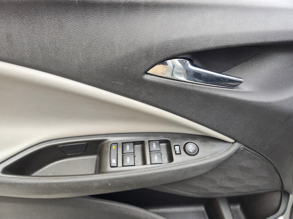 Chevrolet Onix Sed. Plus Prem. 1.0 12V Tb Flex Automático - foto 9