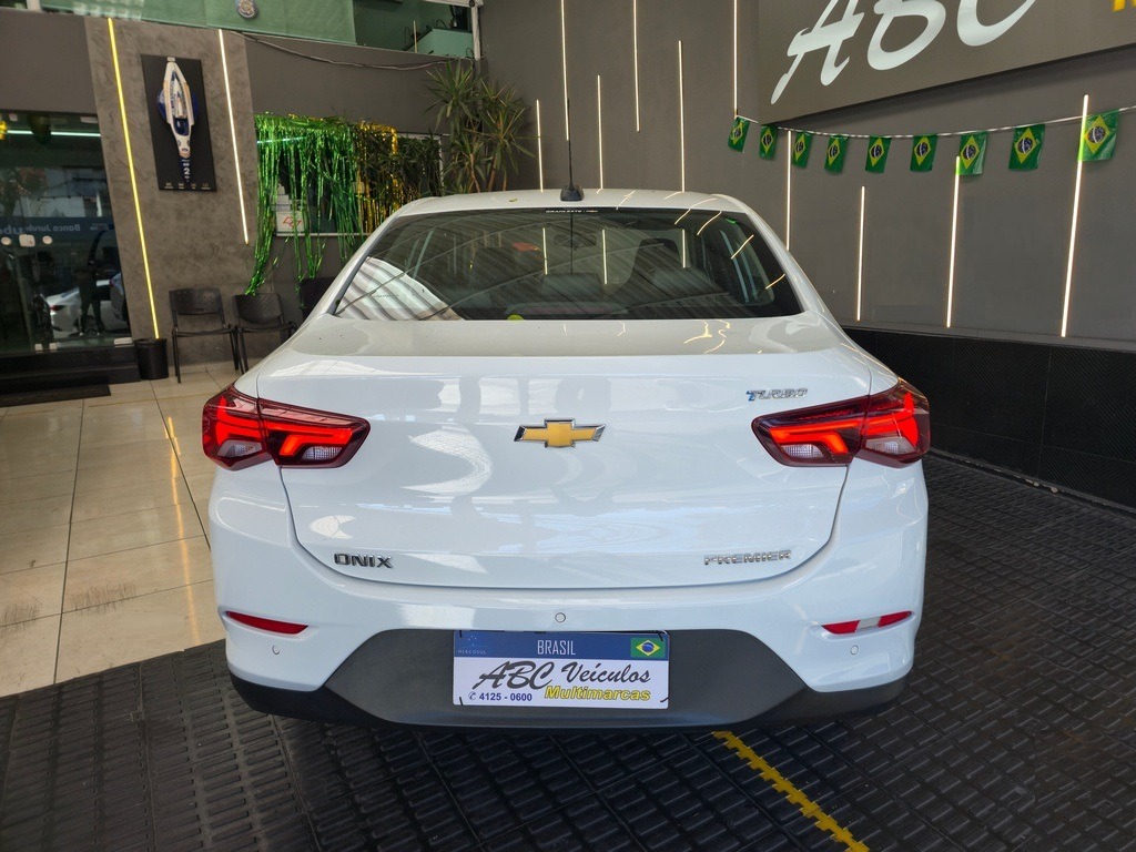 Chevrolet Onix Sed. Plus Prem. 1.0 12V Tb Flex Automático - foto 8
