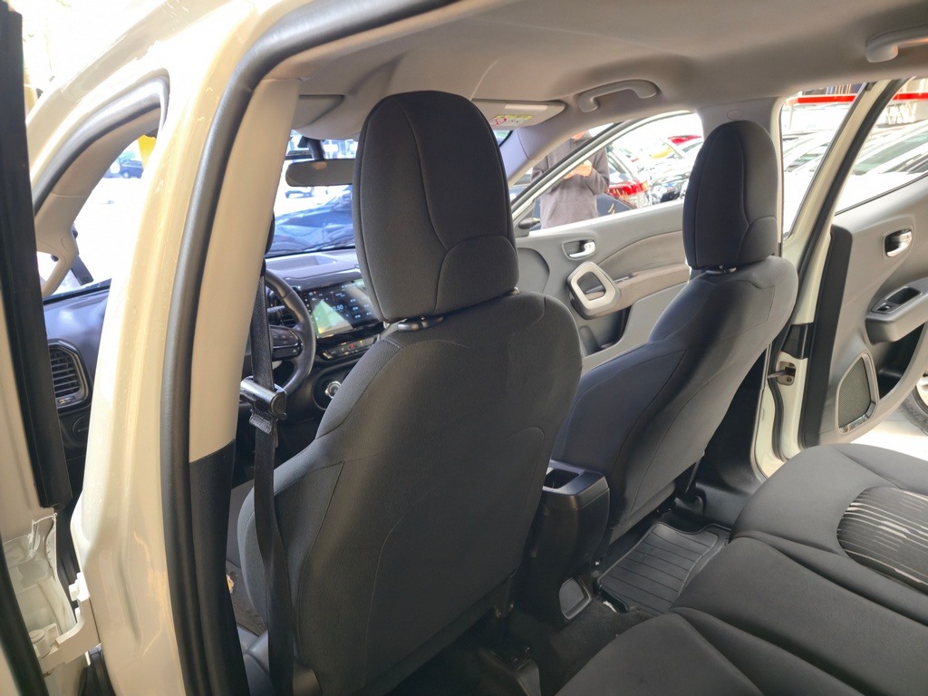 Fiat Toro Freedom 1.8 16V Flex Aut. - foto 7