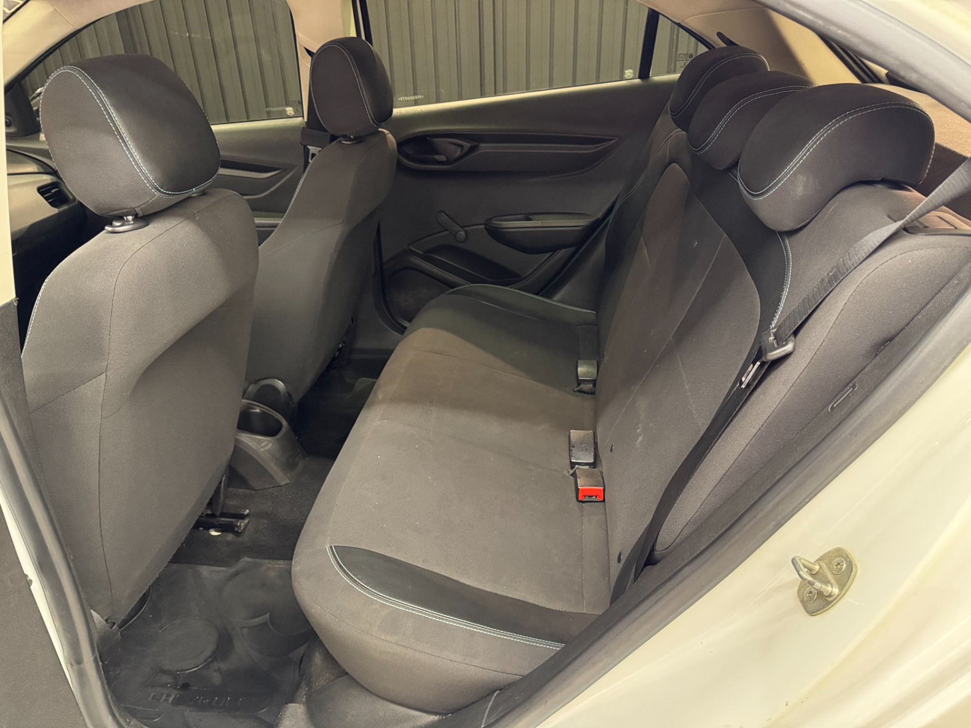 Chevrolet JOY Hatch 1.0 8V Black Edition Flex Mec. - foto 17