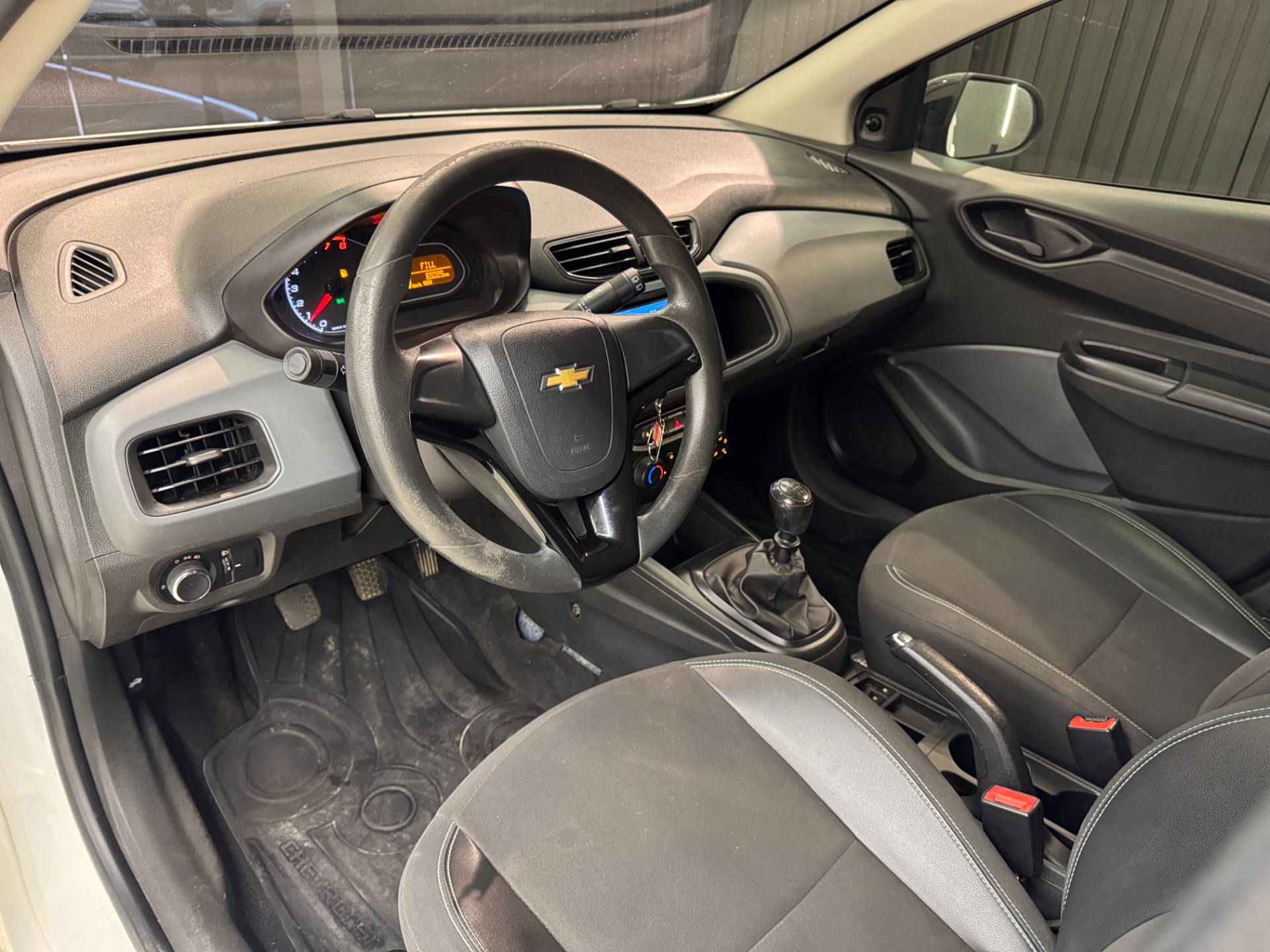 Chevrolet JOY Hatch 1.0 8V Black Edition Flex Mec. - foto 14