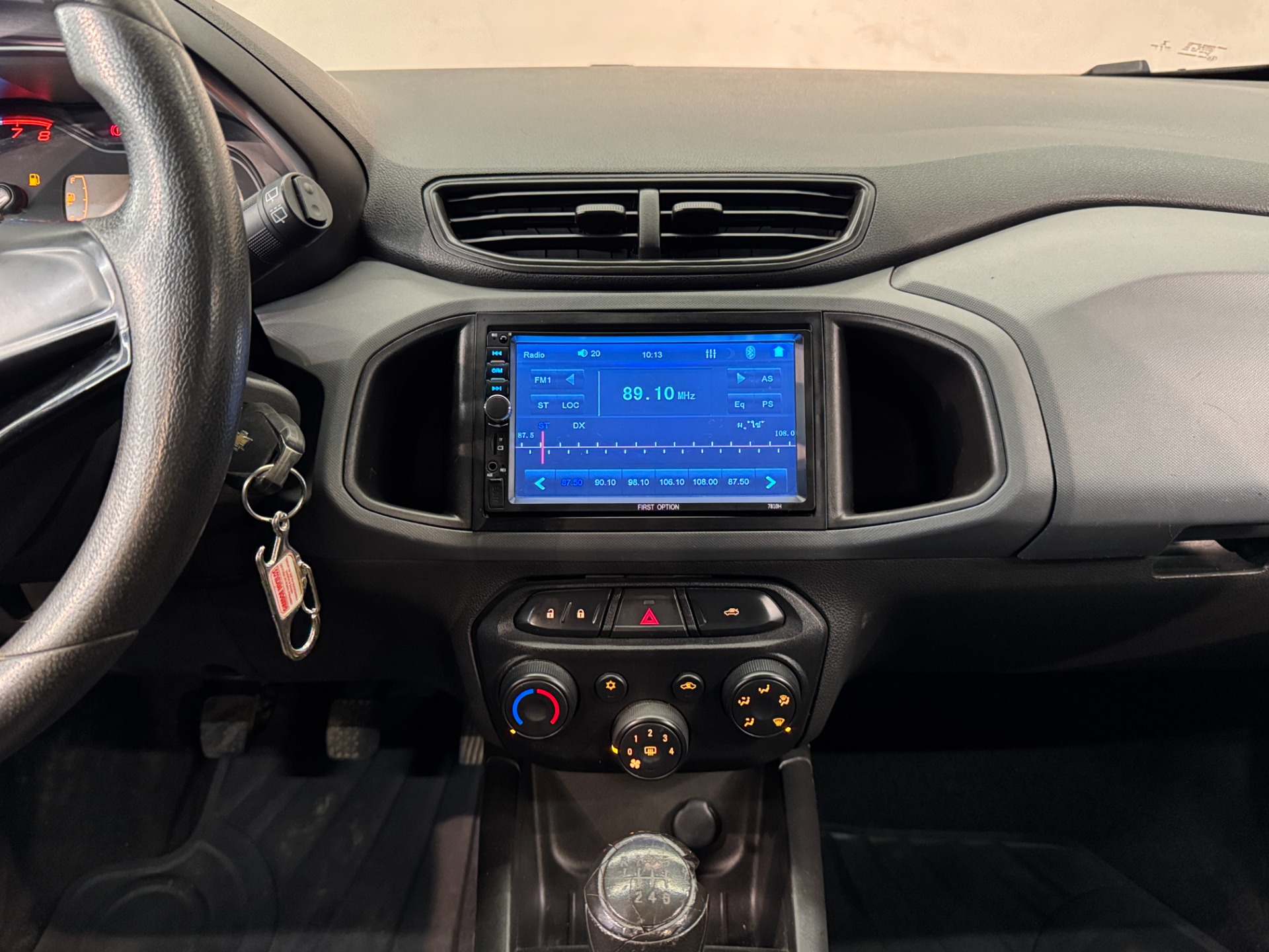 Chevrolet JOY Hatch 1.0 8V Black Edition Flex Mec. - foto 12