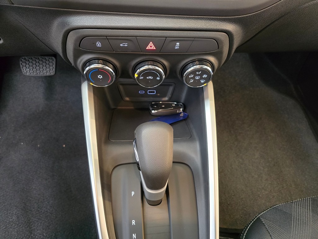 Chevrolet Onix Plus Plus LTZ 1.0 12V Tb Flex Aut. - foto 13