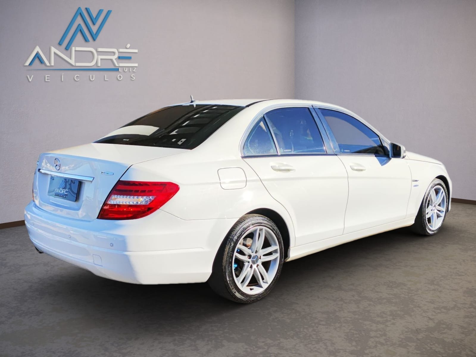 Mercedes-Benz Classe C C 180 C 180 Cgi Touring 1.8 16V Aut. - foto 3