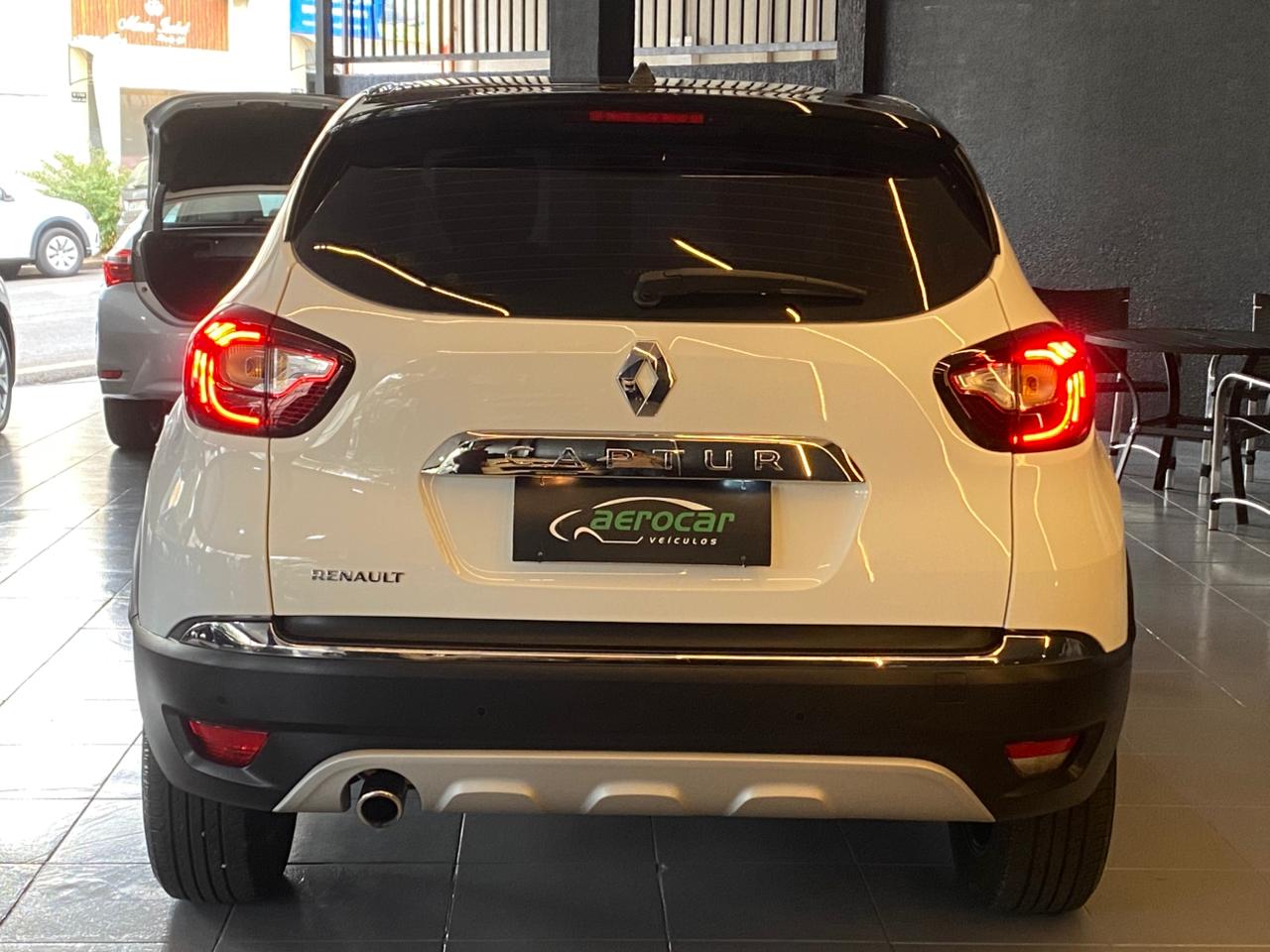 Renault Captur Intense 1.6 16V Flex 5P Aut. - foto 7