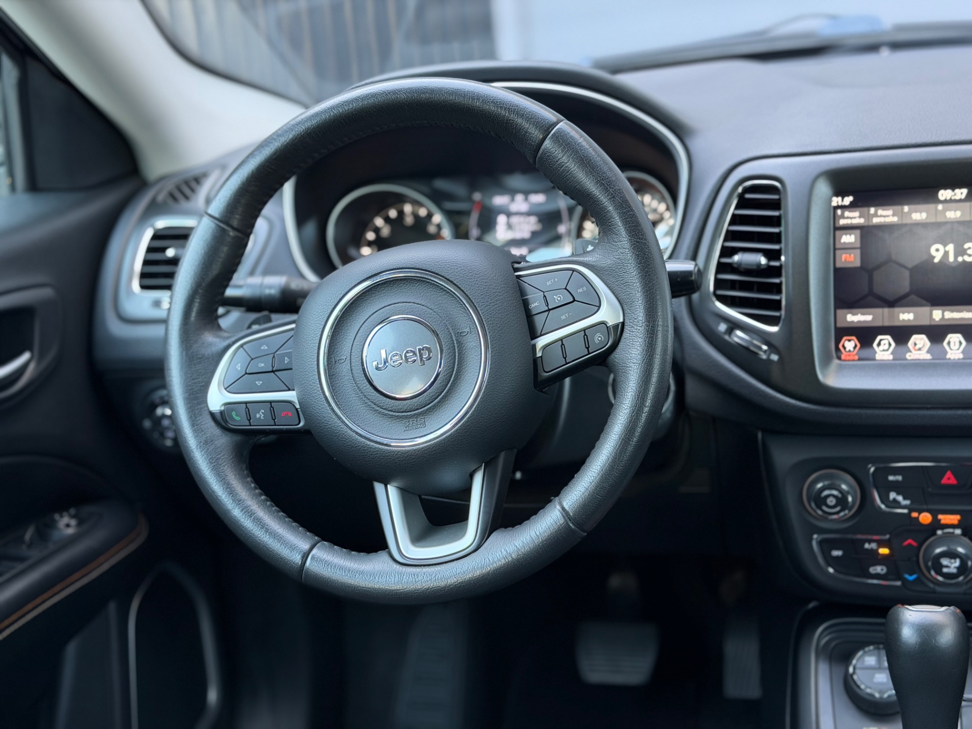 Jeep Compass Longitude 2.0 4X4 Dies. 16V Aut. - foto 6