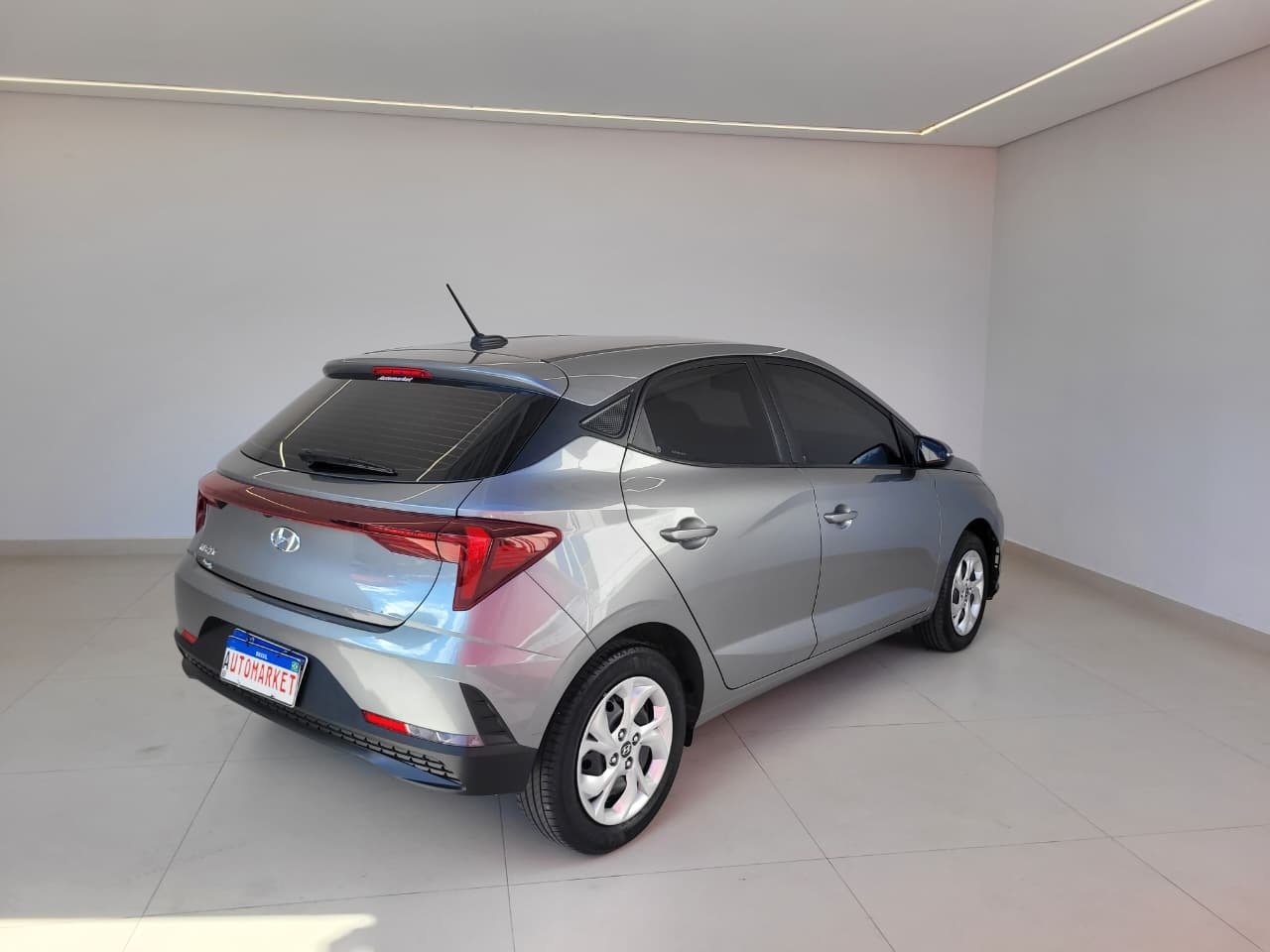 Hyundai HB20 Comfort Plus 1.0 Flex 12V Mec. - foto 2