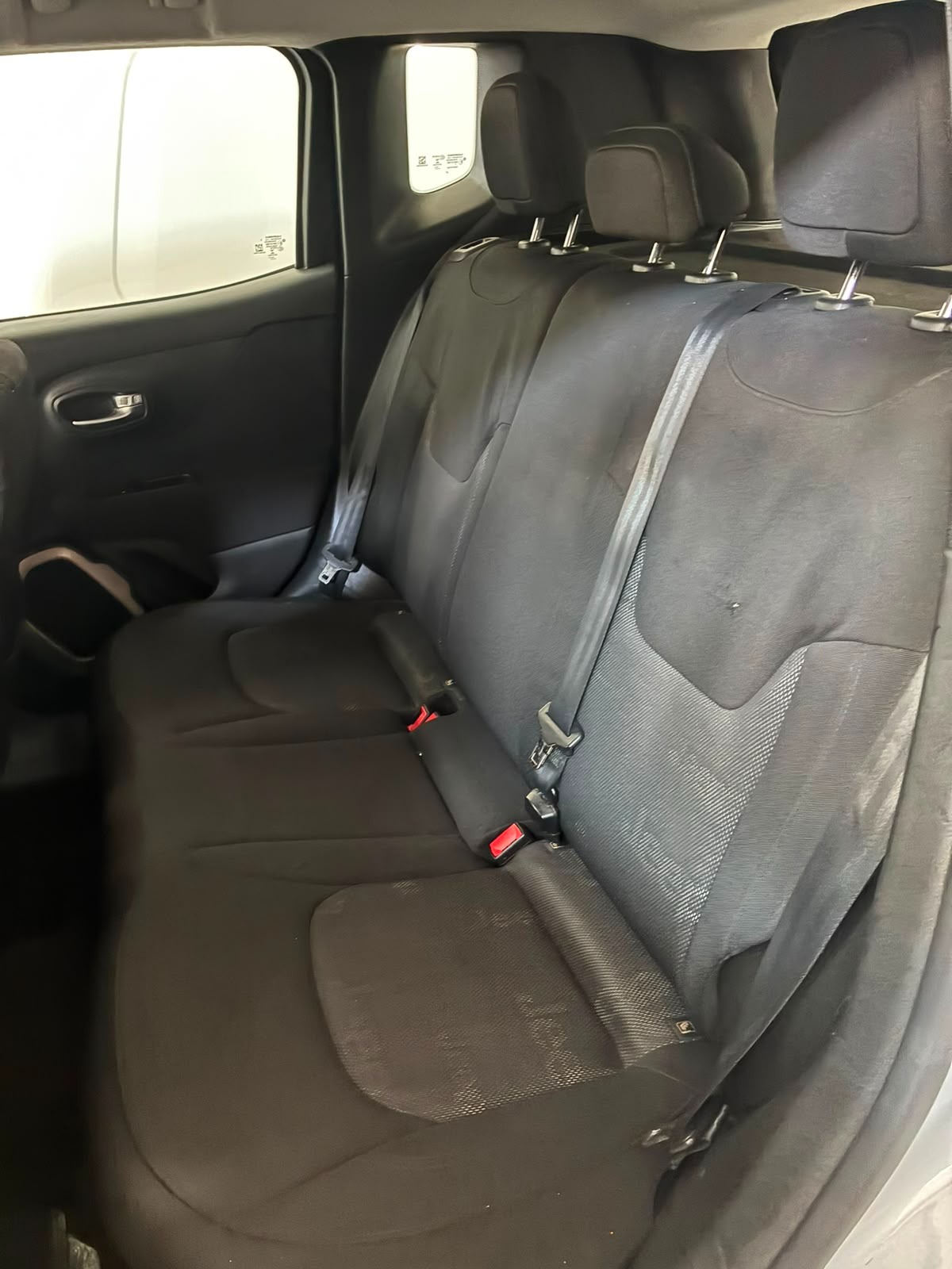 Jeep Renegade Longitude 1.8 4X2 Flex 16V Aut. - foto 6