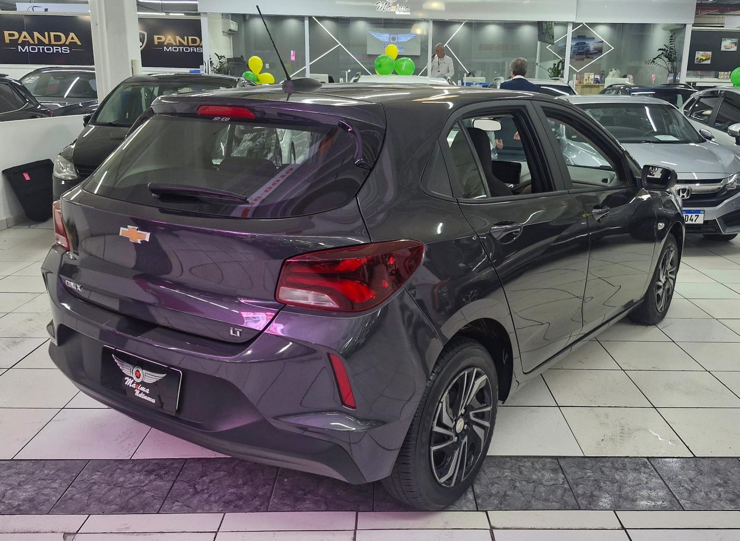 Chevrolet Onix Hatch LT 1.0 12V Flex 5P Mec. - foto 2