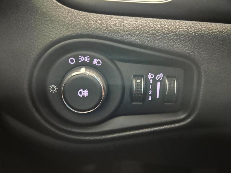 Jeep Renegade 1.8 4X2 Flex 16V Aut. - foto 13