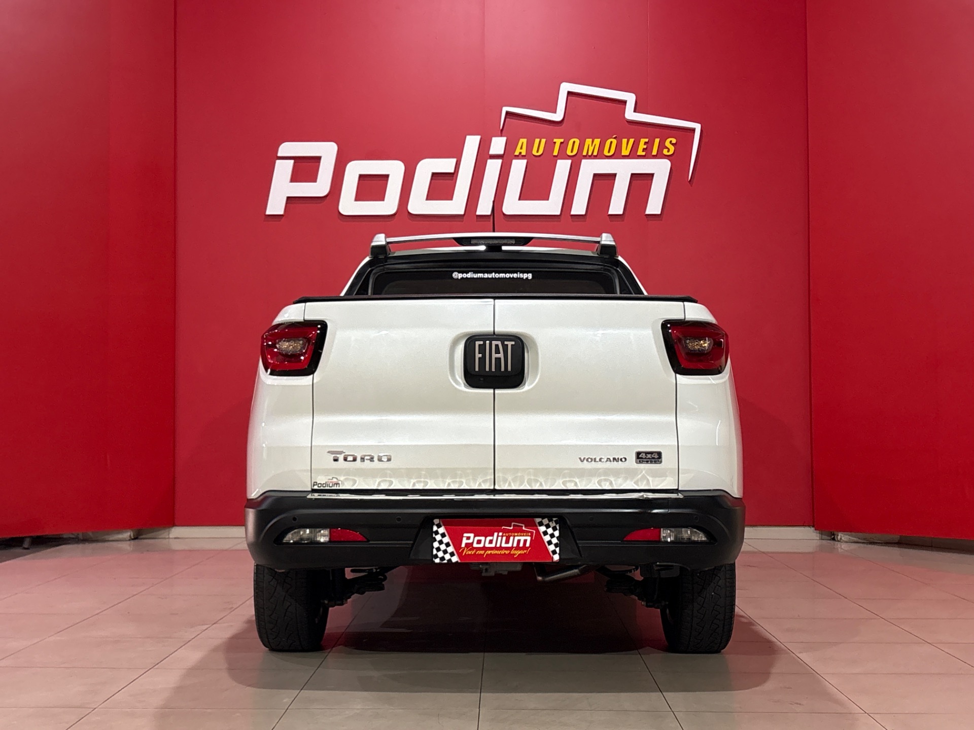 Fiat Toro Volcano 2.0 16V 4X4 Tb Diesel Aut. - foto 4