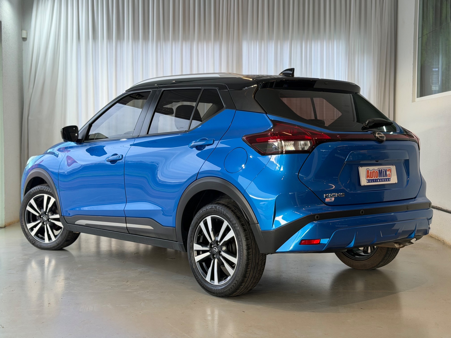 Nissan Kicks Exclusive 1.6 16V Flex Aut. - foto 4