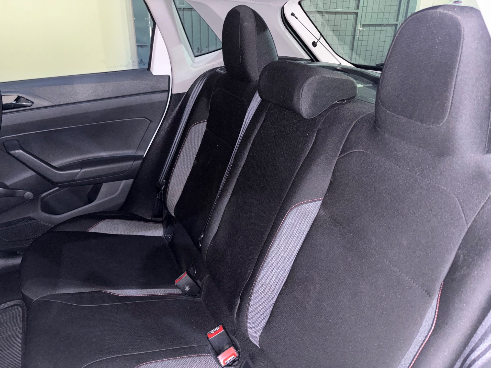 Volkswagen Polo Track 1.0 Flex 12V 5P - foto 8