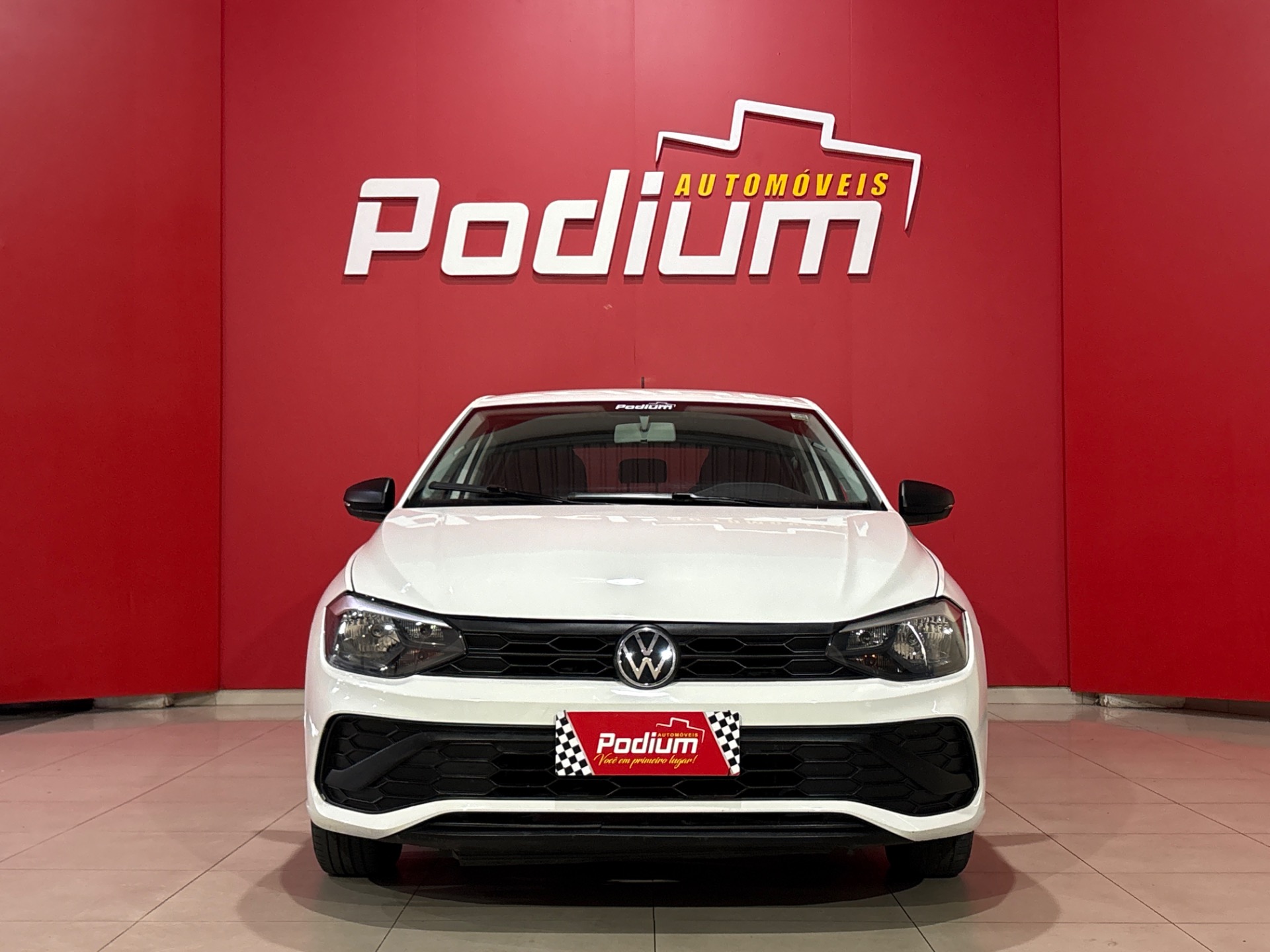 Volkswagen Polo Track 1.0 Flex 12V 5P - foto 2