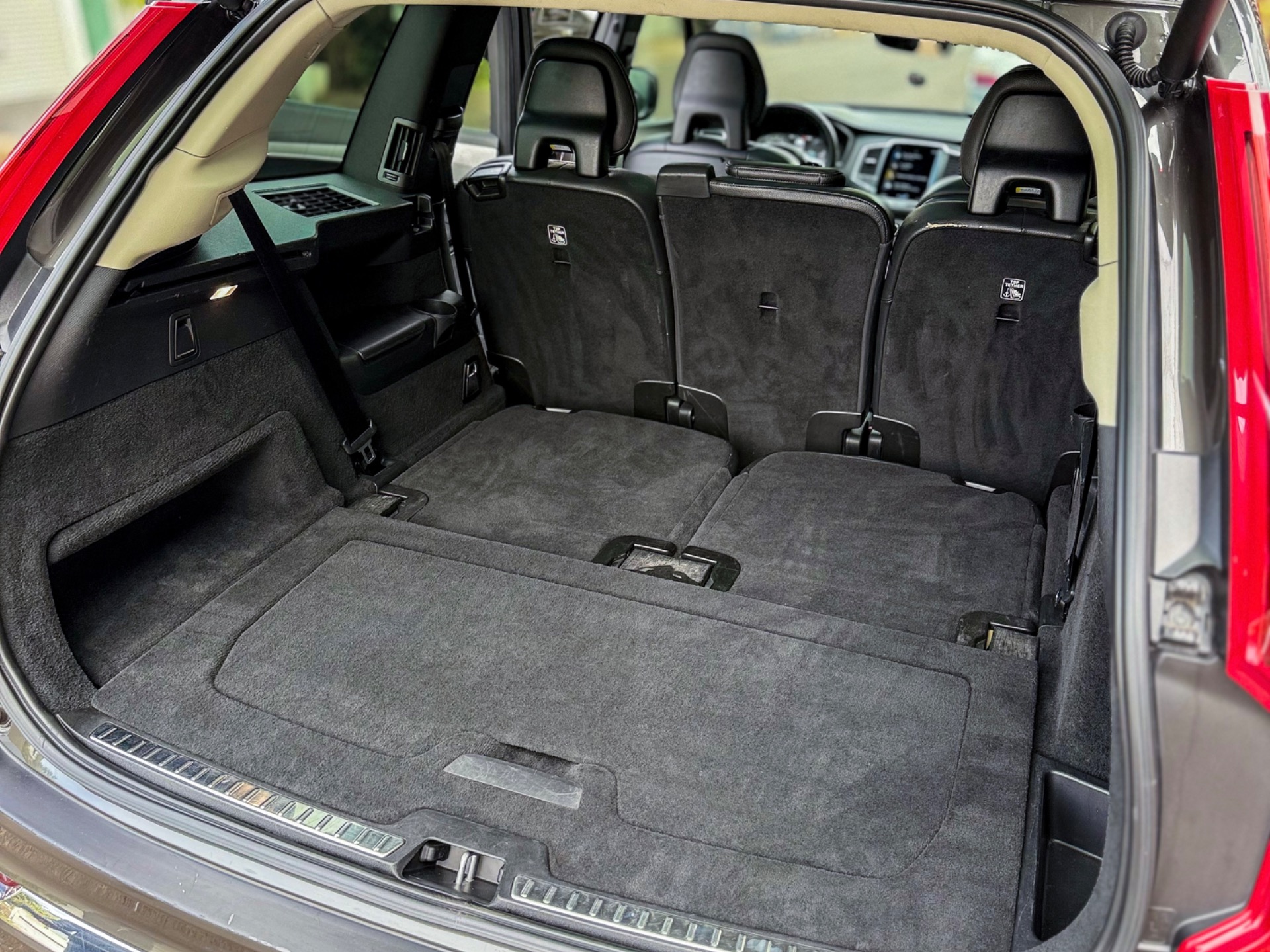 Volvo XC90 90 T 8 Momentum 2.0 (híbrido) - foto 20