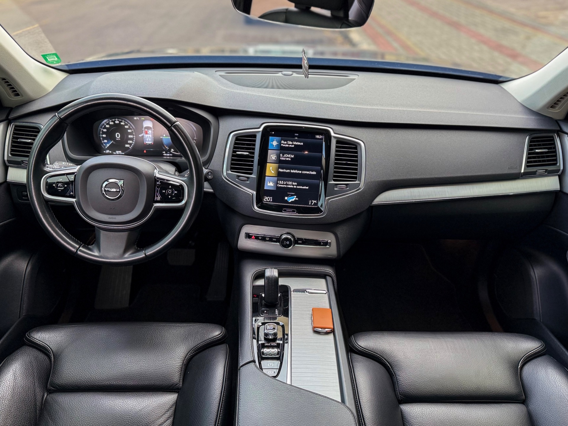 Volvo XC90 90 T 8 Momentum 2.0 (híbrido) - foto 16