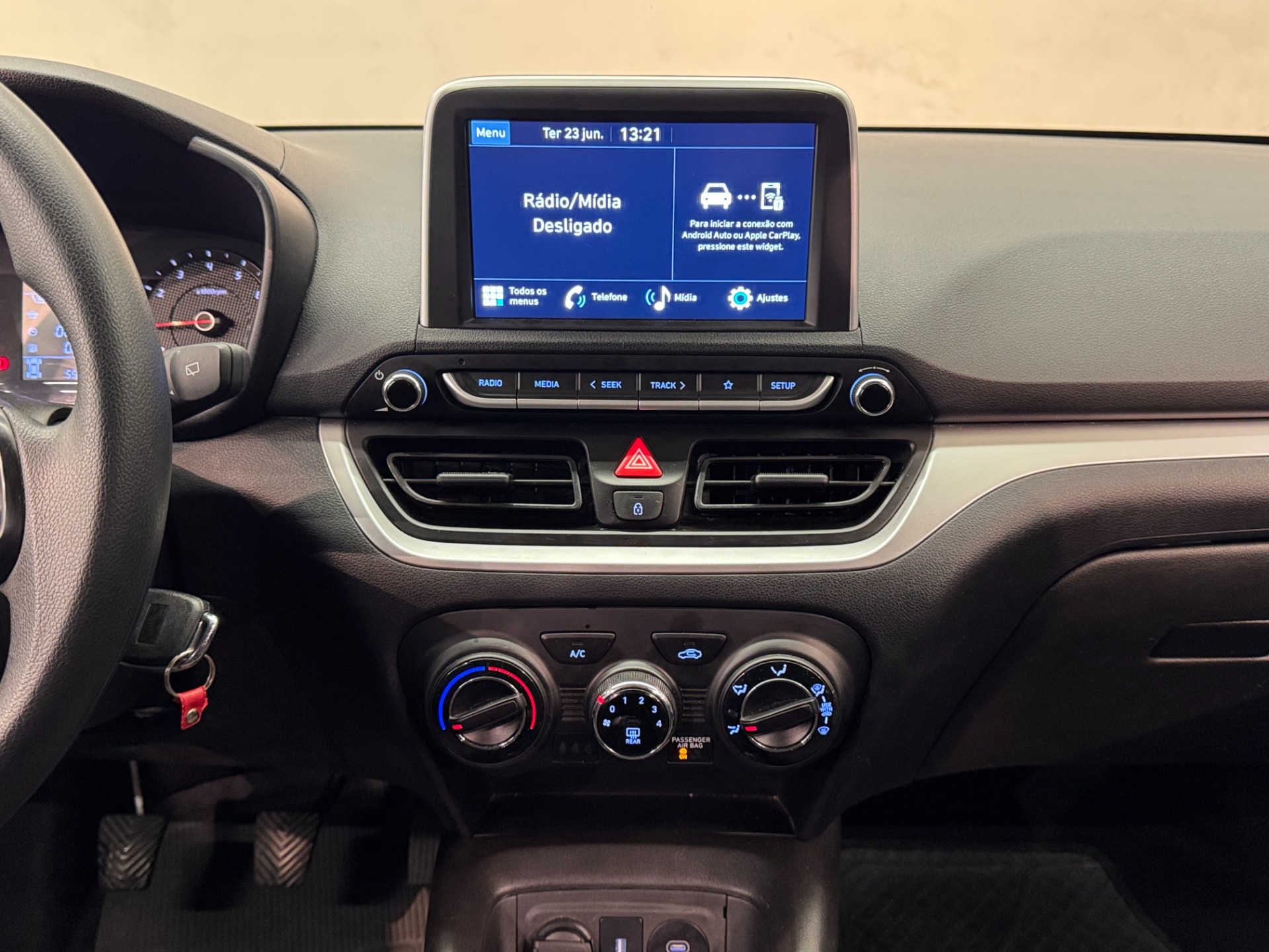 Hyundai HB20 Comfort Plus 1.0 Flex 12V Mec. - foto 12