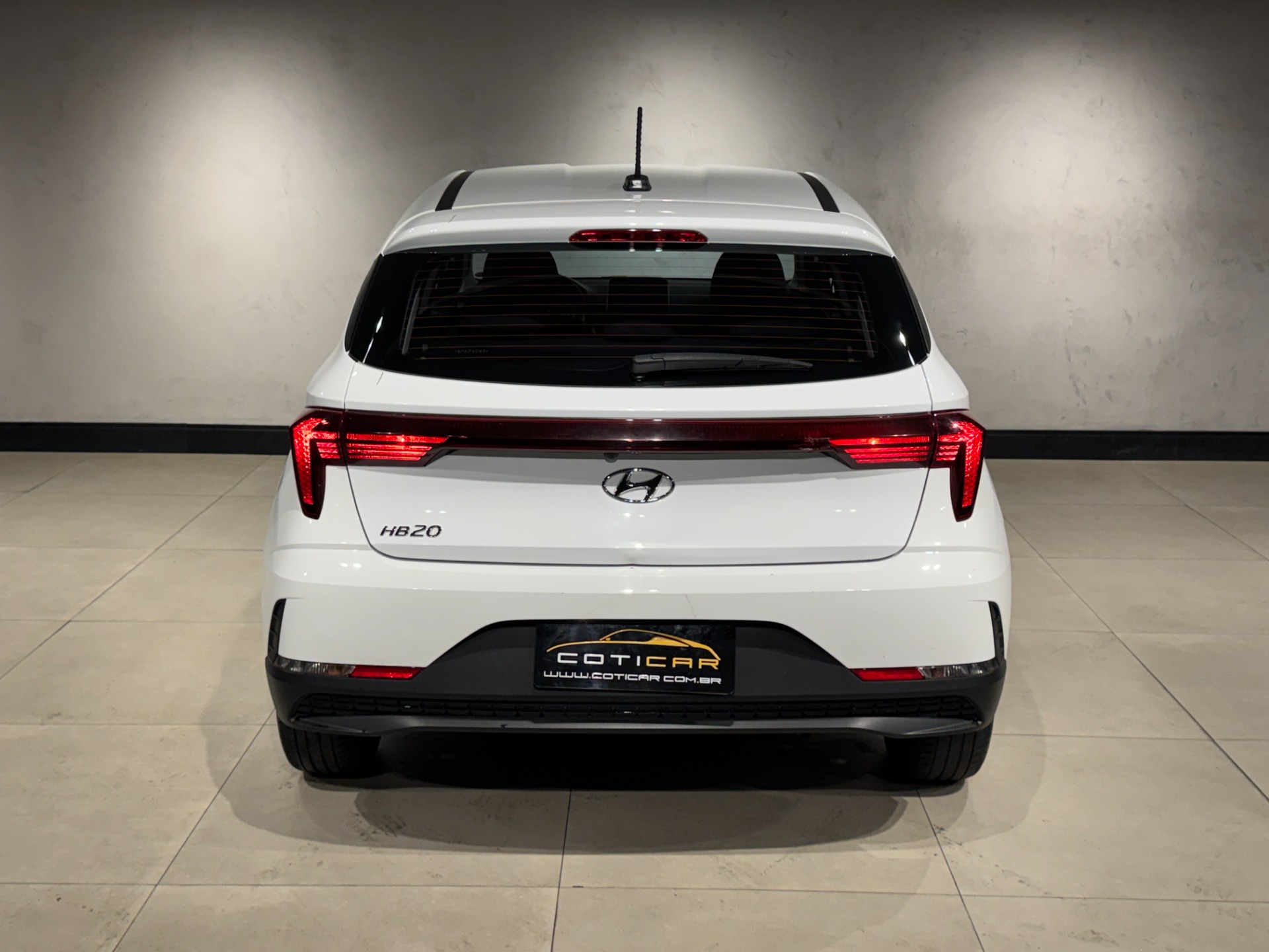 Hyundai HB20 Comfort Plus 1.0 Flex 12V Mec. - foto 5