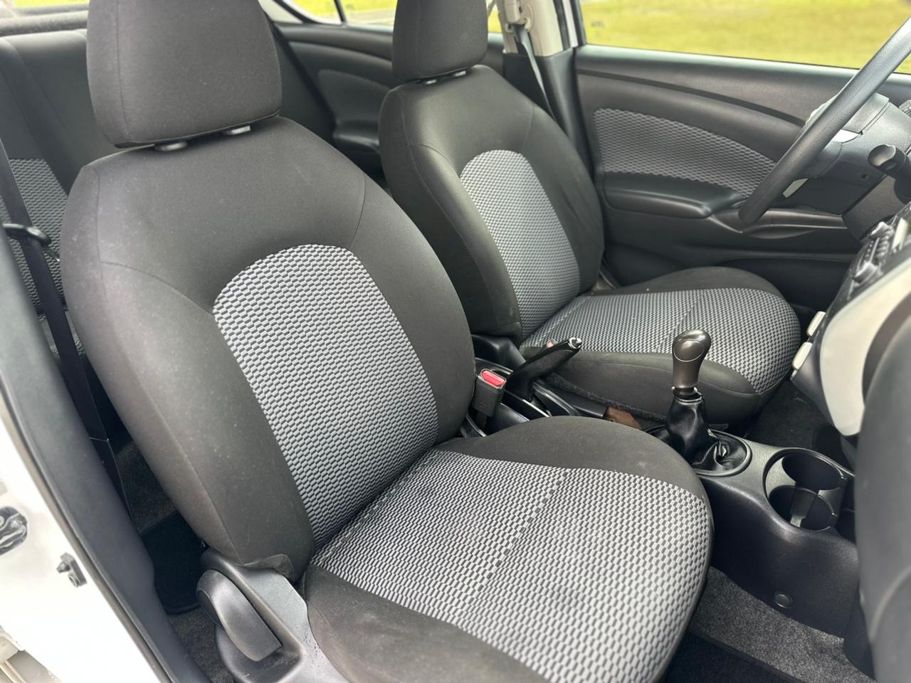 Nissan Versa 1.0 12V Flexstart 4P Mec. - foto 9