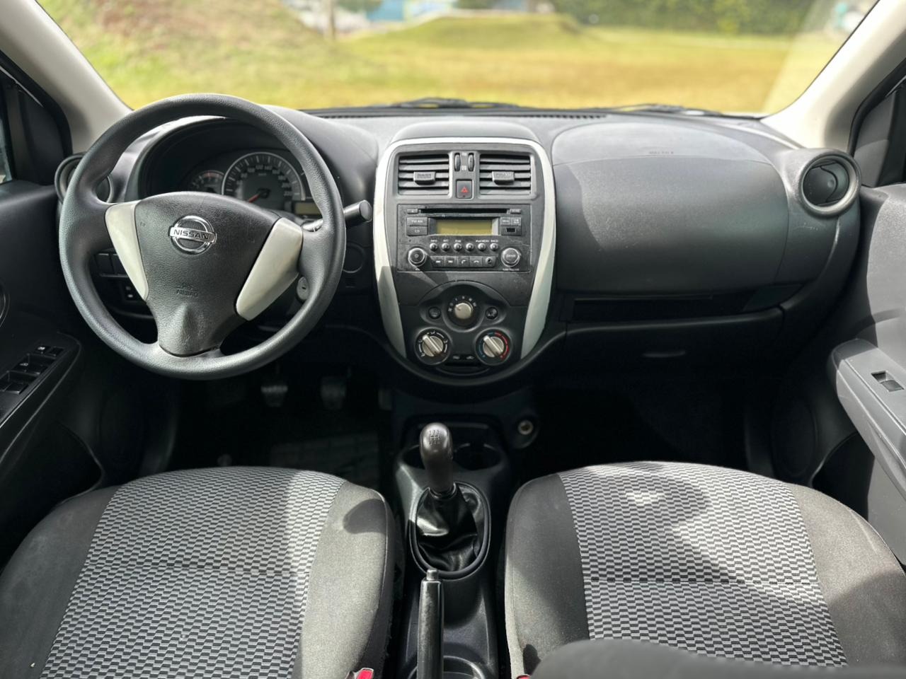 Nissan Versa 1.0 12V Flexstart 4P Mec. - foto 8