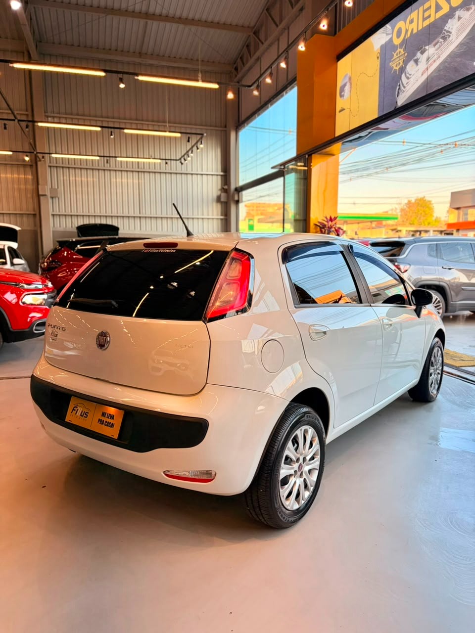 Fiat Punto Attractive 1.4 Fire Flex 8V 5P - foto 14
