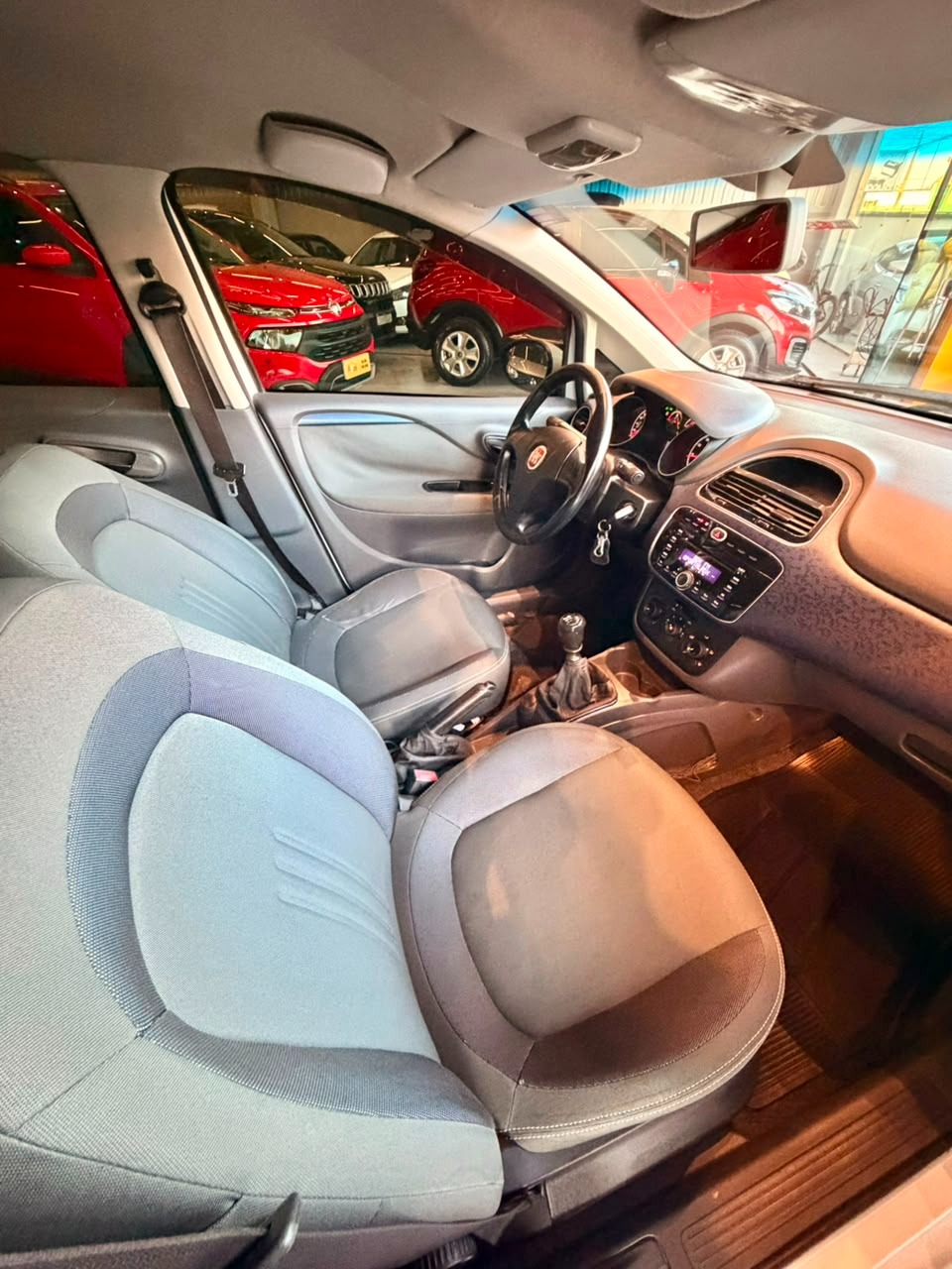 Fiat Punto Attractive 1.4 Fire Flex 8V 5P - foto 19