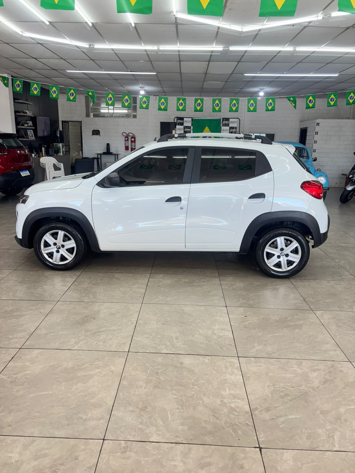 Renault Kwid Zen 1.0 Flex 12V 5P Mec. - foto 8