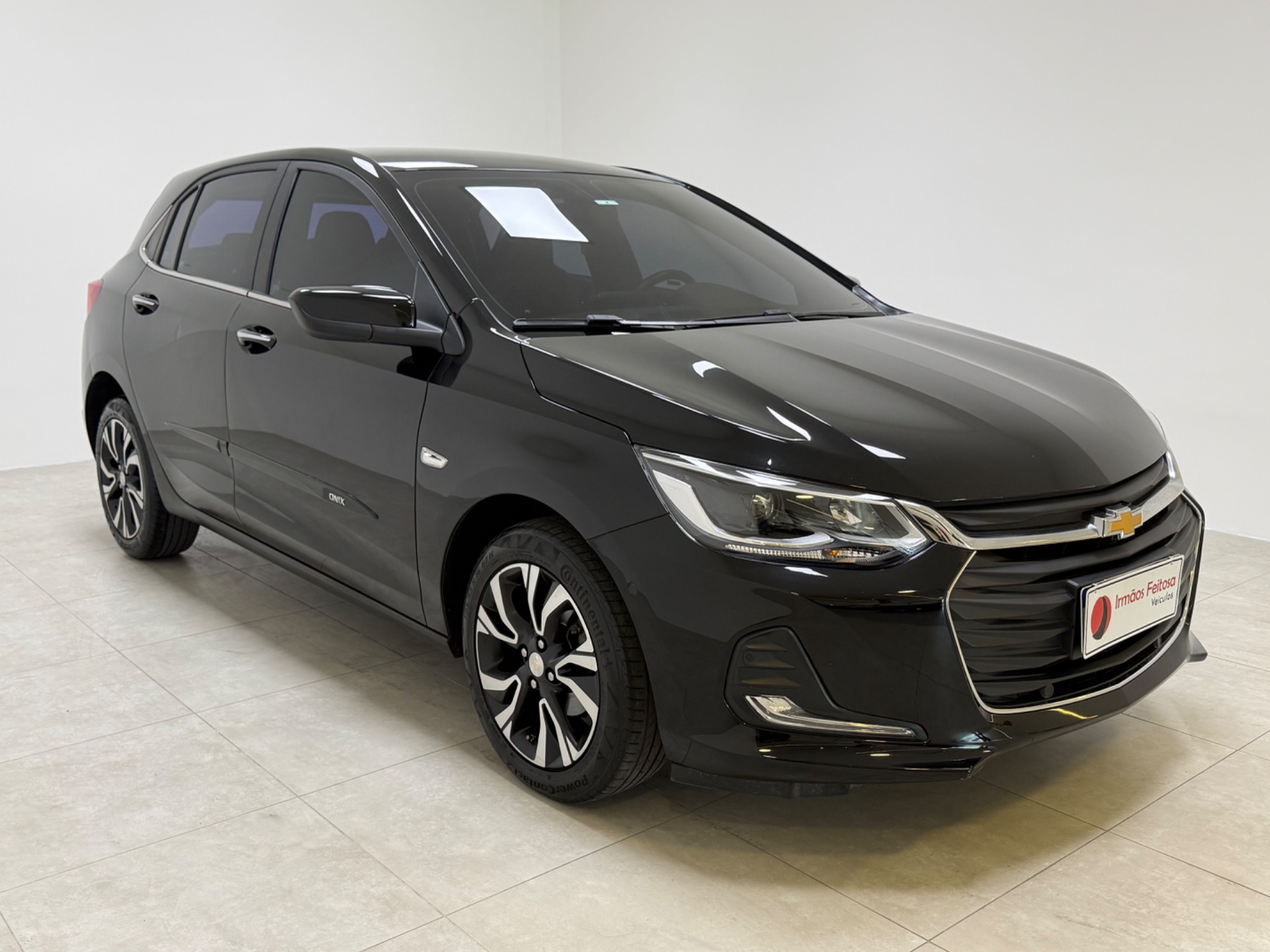 Chevrolet Onix Hatch Prem. 1.0 12V Tb Flex 5P Aut. - foto 3