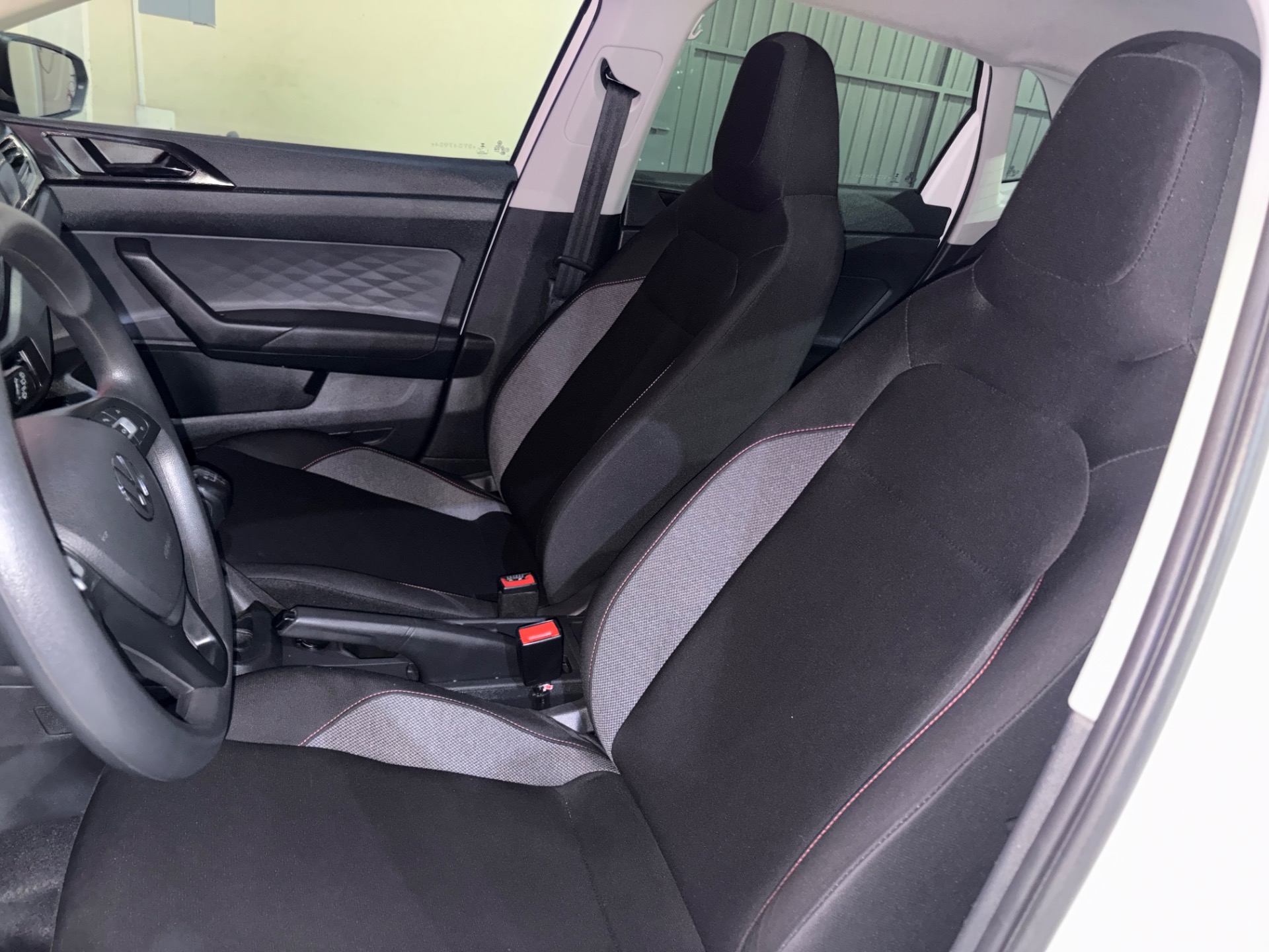 Volkswagen Polo Track 1.0 Flex 12V 5P - foto 7