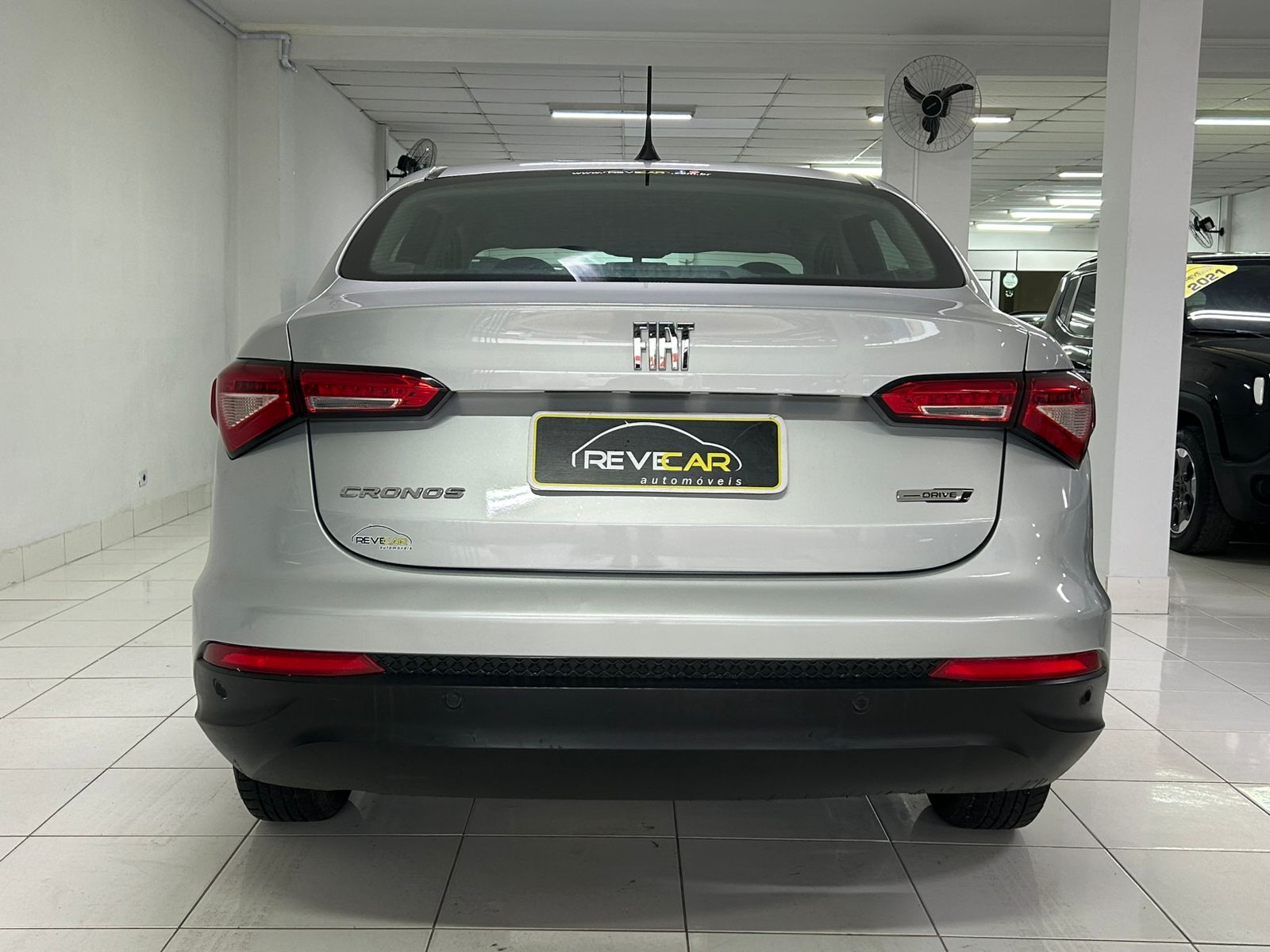 Fiat Cronos Drive 1.3 8V Flex - foto 5