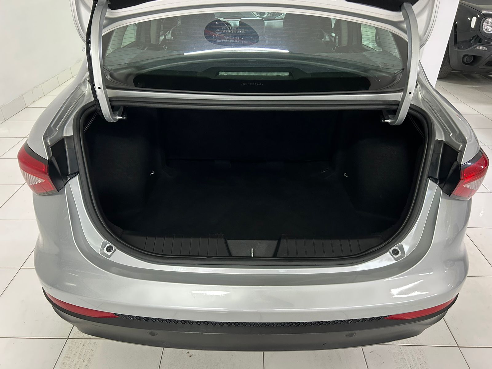 Fiat Cronos Drive 1.3 8V Flex - foto 14
