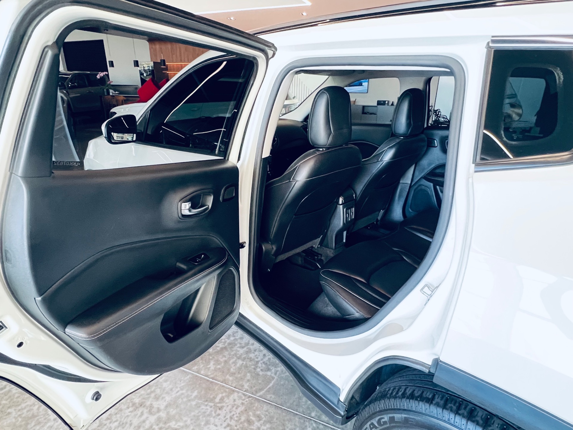 Jeep Compass Longitude 2.0 4X4 Dies. 16V Aut. - foto 11