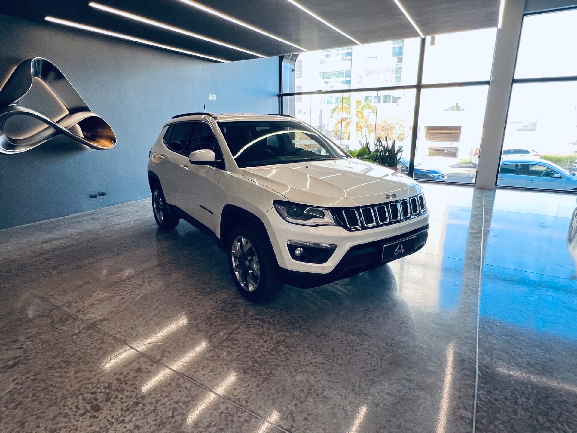 Jeep Compass Longitude 2.0 4X4 Dies. 16V Aut. - foto 3