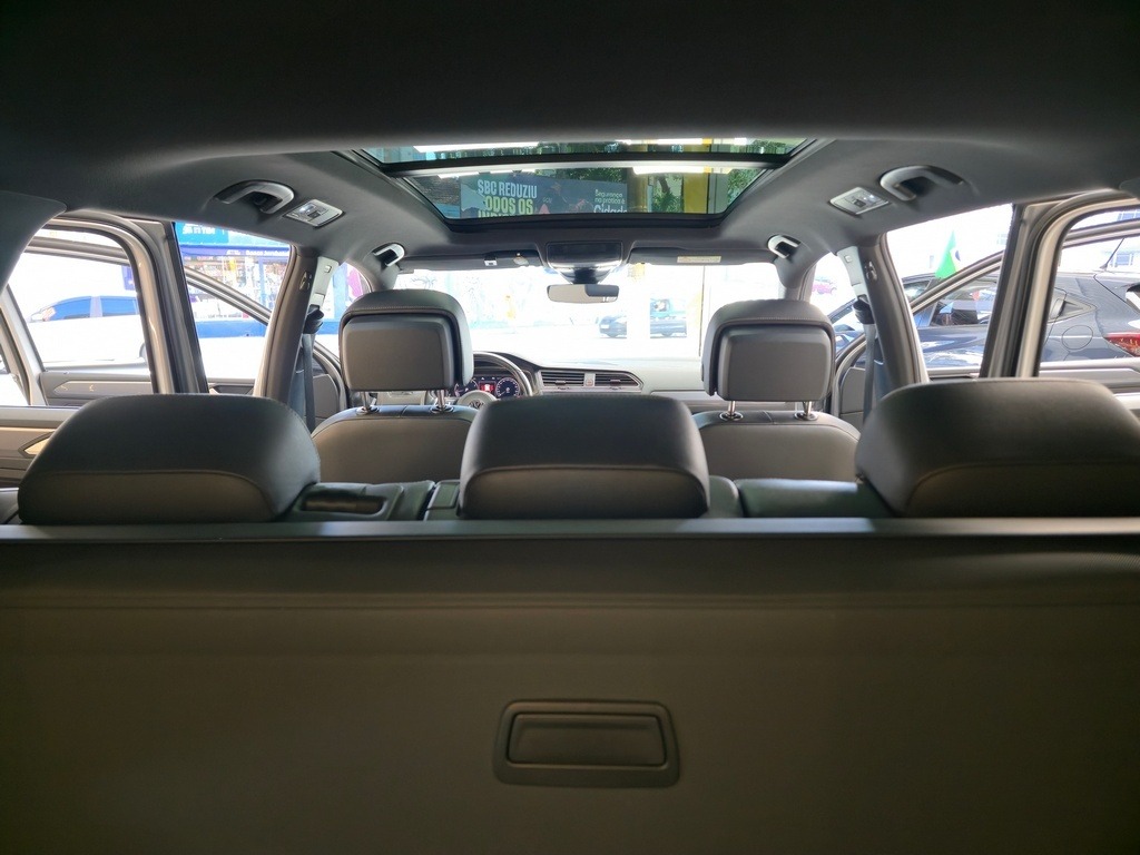 Volkswagen Tiguan Allspac R Line 350 TSI 2.0 4X4 - foto 15
