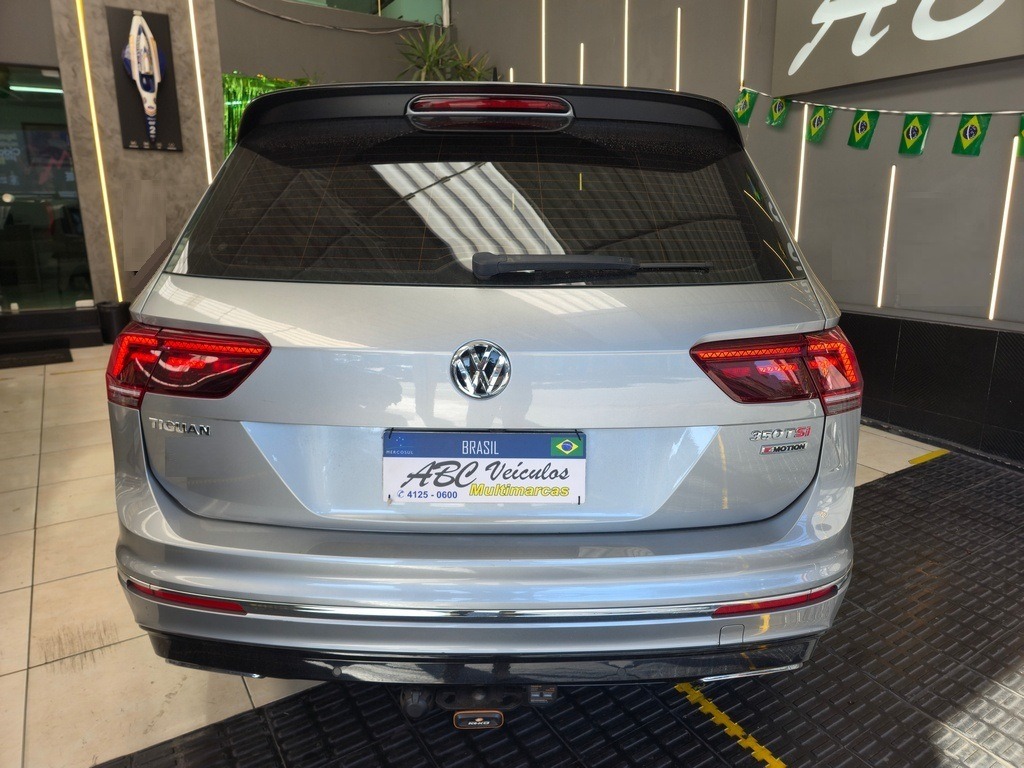 Volkswagen Tiguan Allspac R Line 350 TSI 2.0 4X4 - foto 9