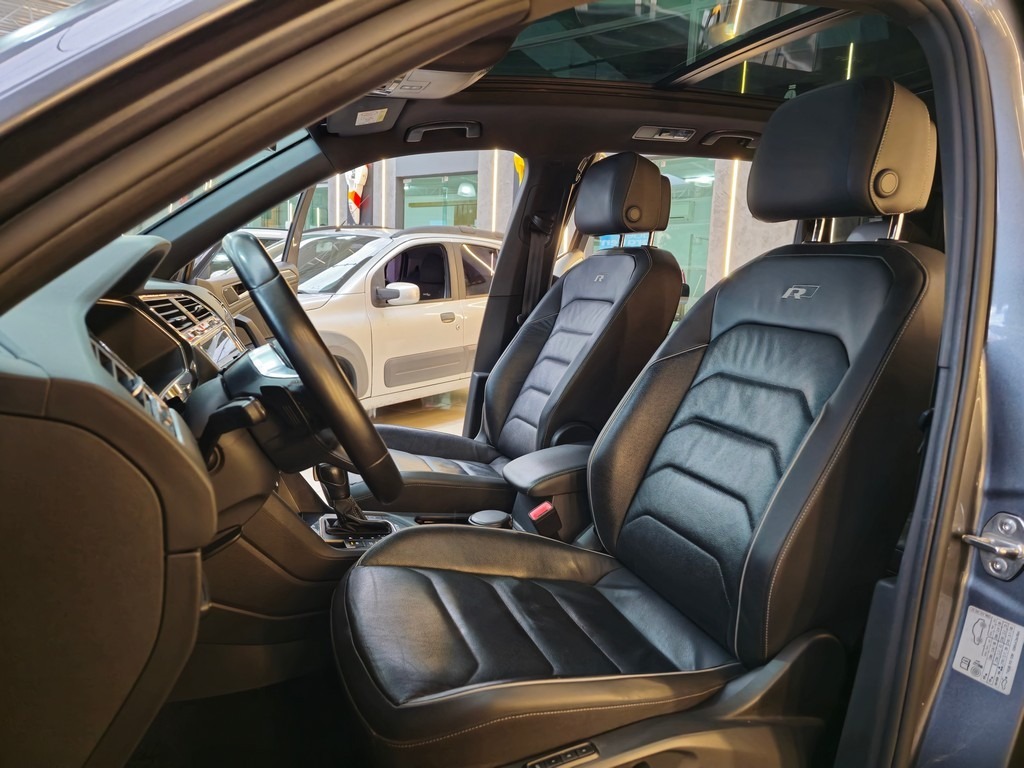 Volkswagen Tiguan Allspac R Line 350 TSI 2.0 4X4 - foto 4