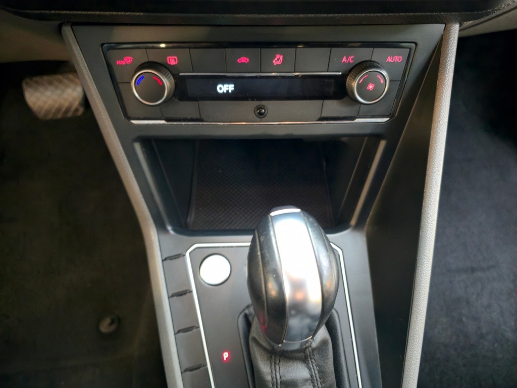 Volkswagen Virtus Highline 200 TSI 1.0 Flex 12V Automático - foto 14
