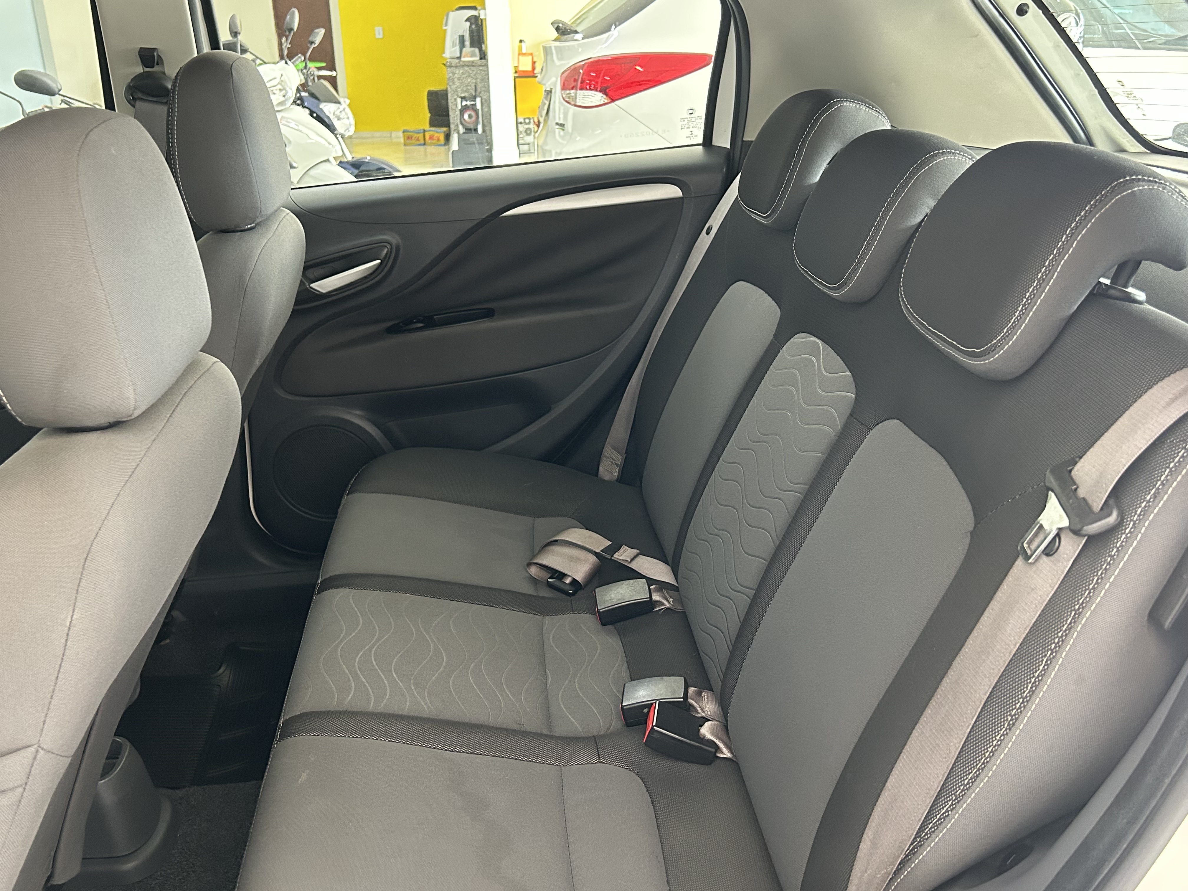 Fiat Punto Essence 1.6 Flex 16V 5P - foto 8