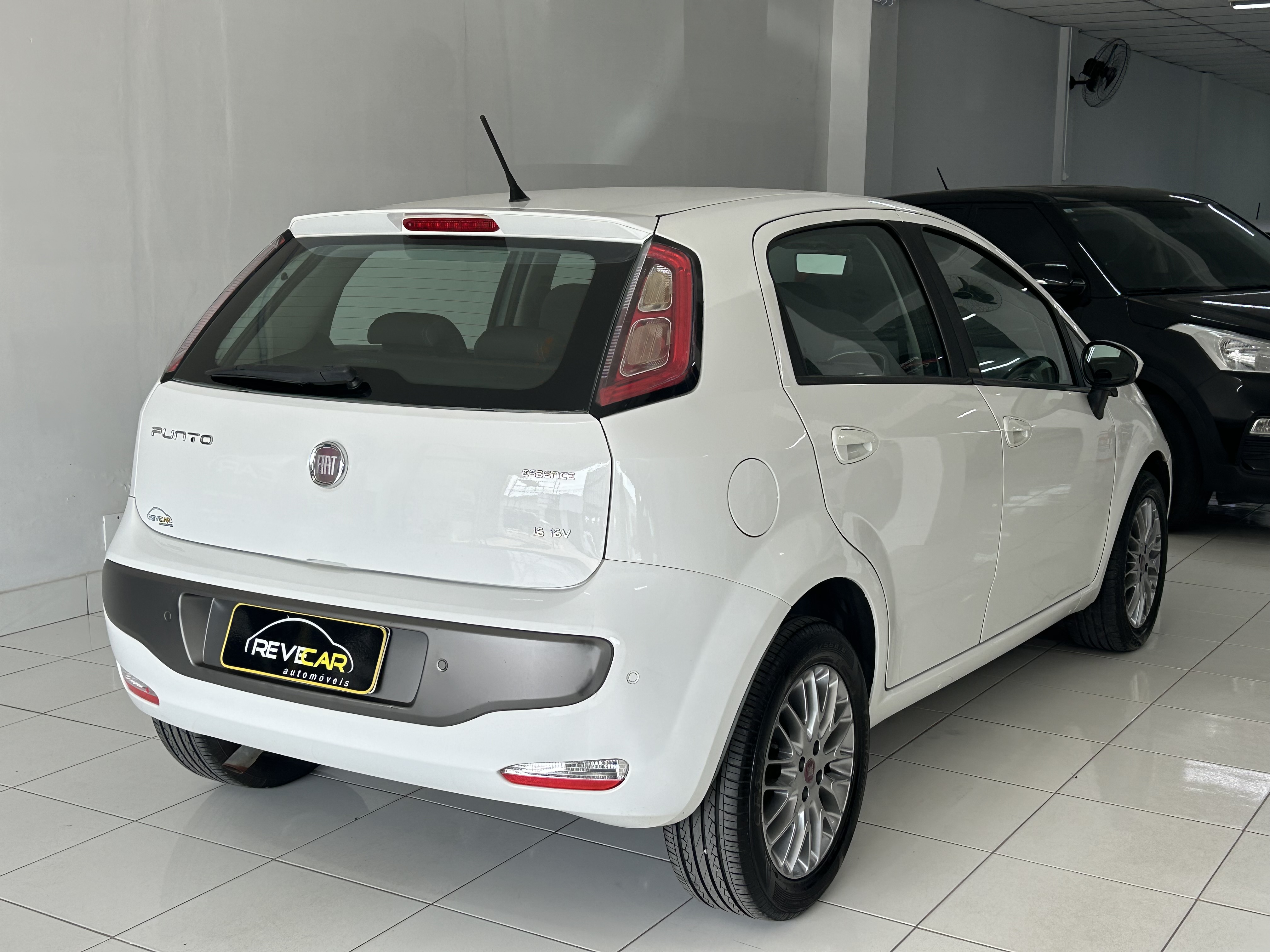 Fiat Punto Essence 1.6 Flex 16V 5P - foto 6