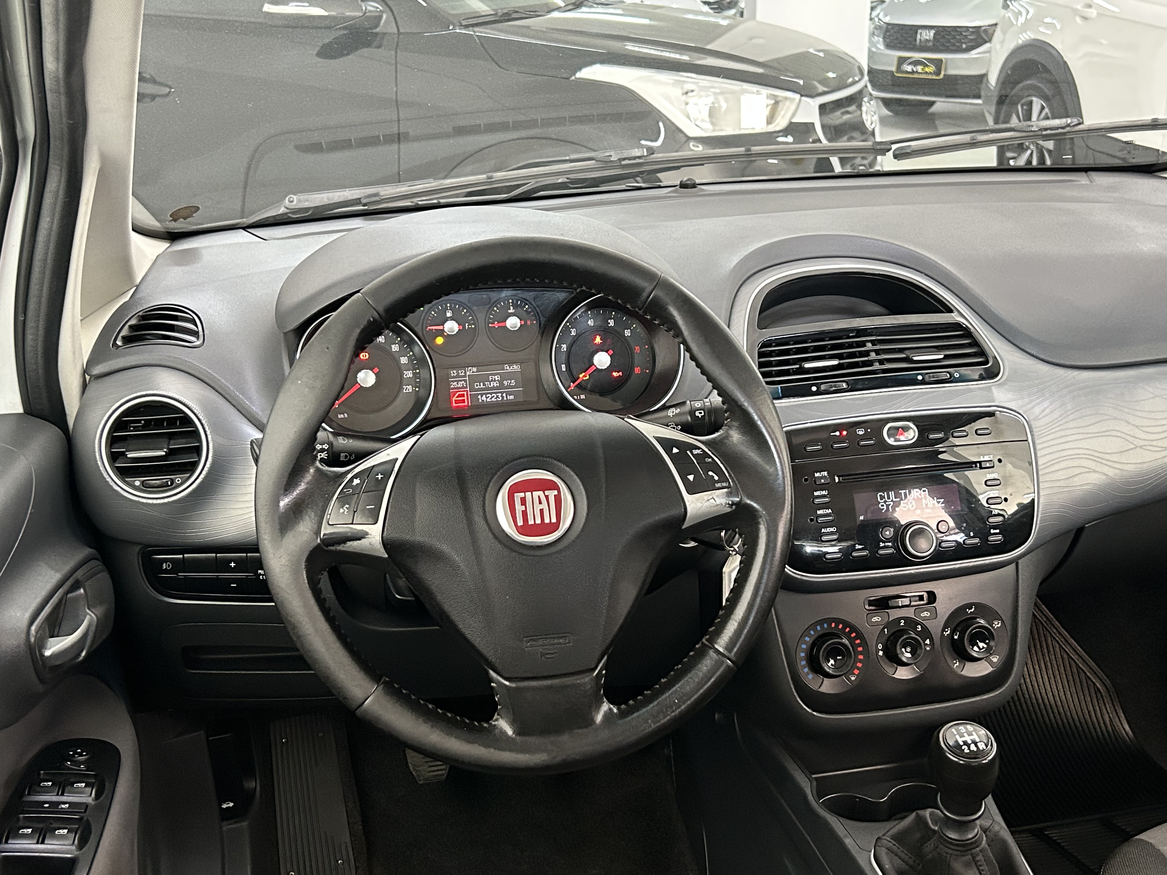 Fiat Punto Essence 1.6 Flex 16V 5P - foto 12
